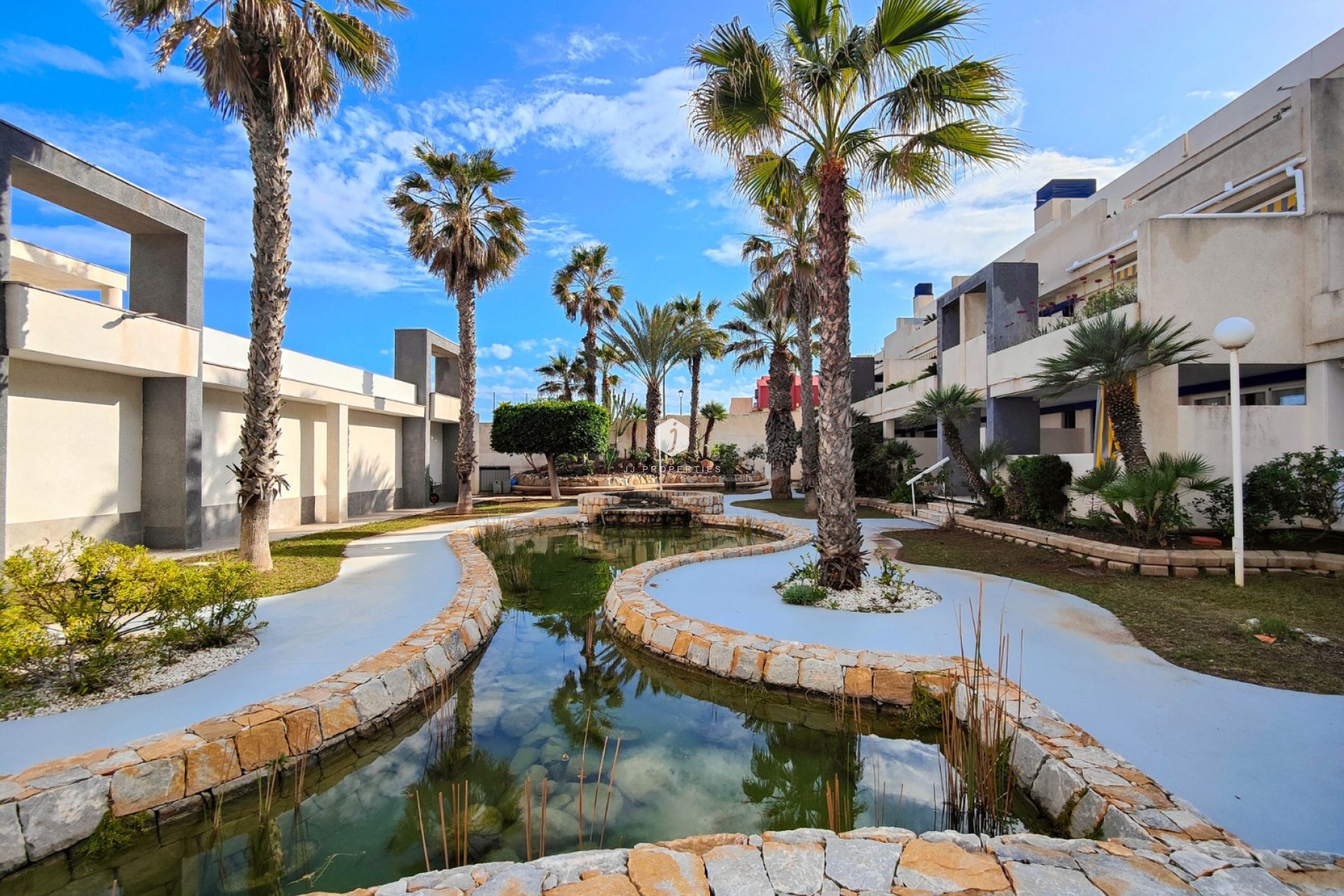 Z drugiej ręki - Mieszkanie w bloku -
Torrevieja - Costa Blanca