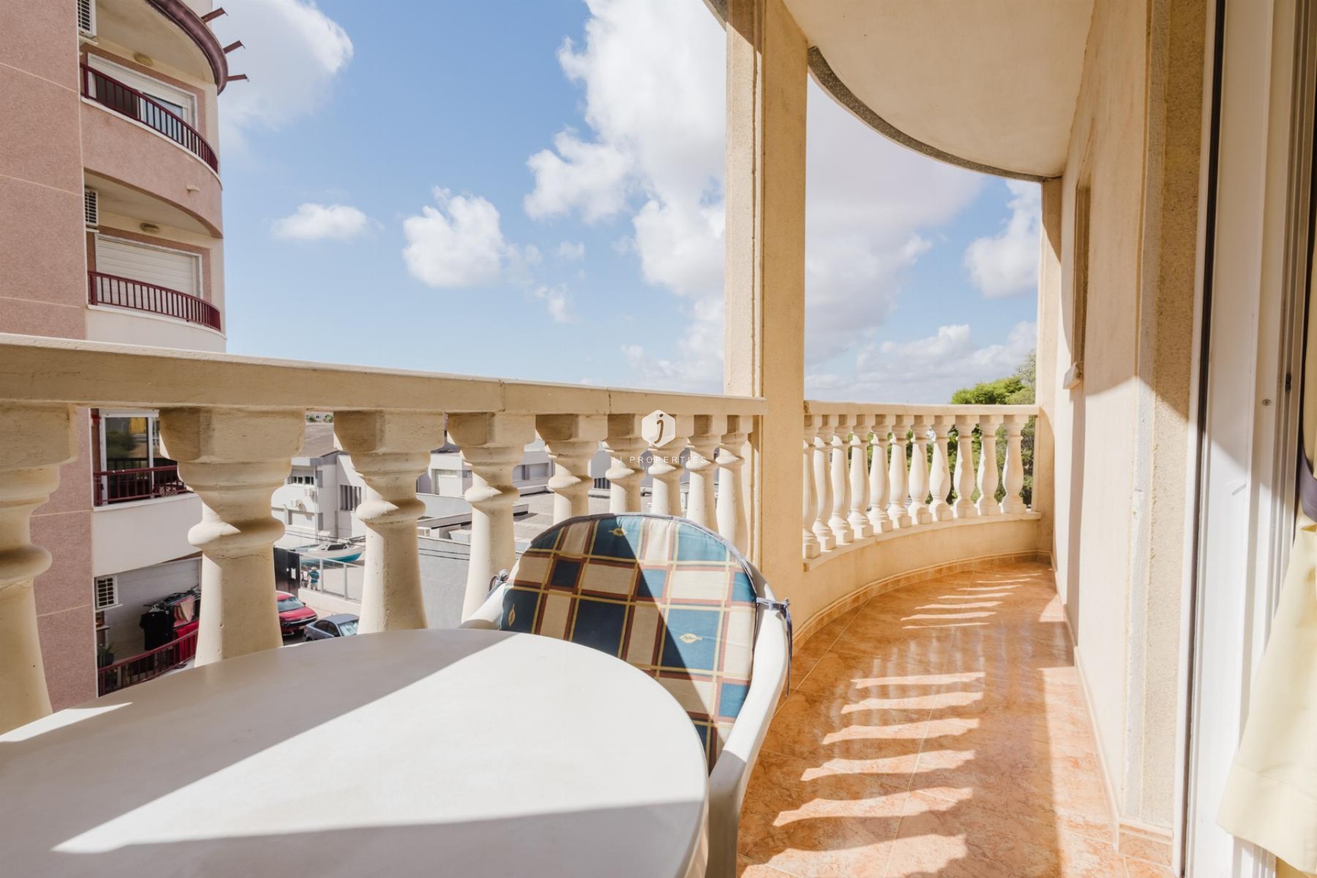 Z drugiej ręki - Mieszkanie w bloku -
Torrevieja - Costa Blanca