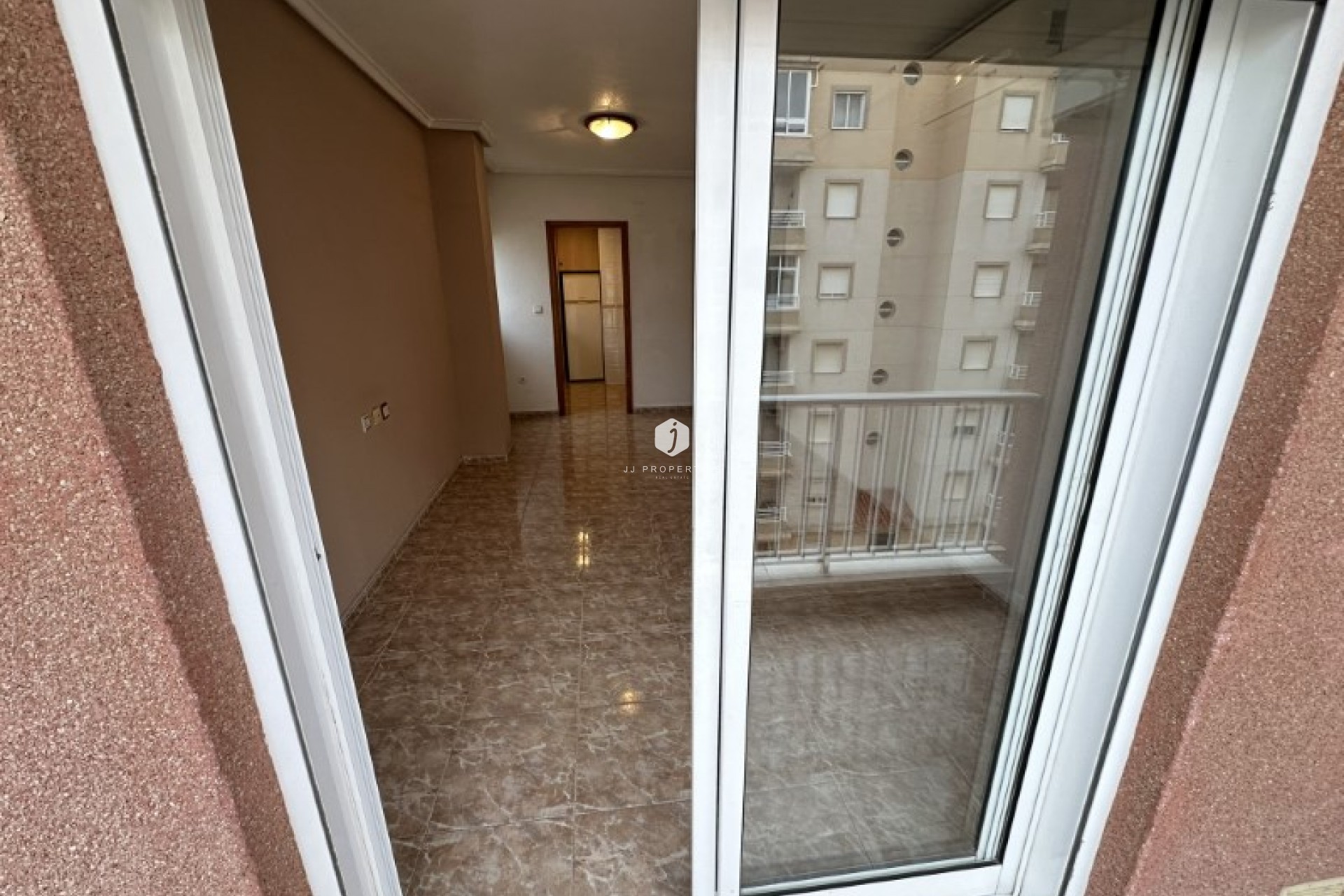 Z drugiej ręki - Mieszkanie w bloku -
Torrevieja - Costa Blanca