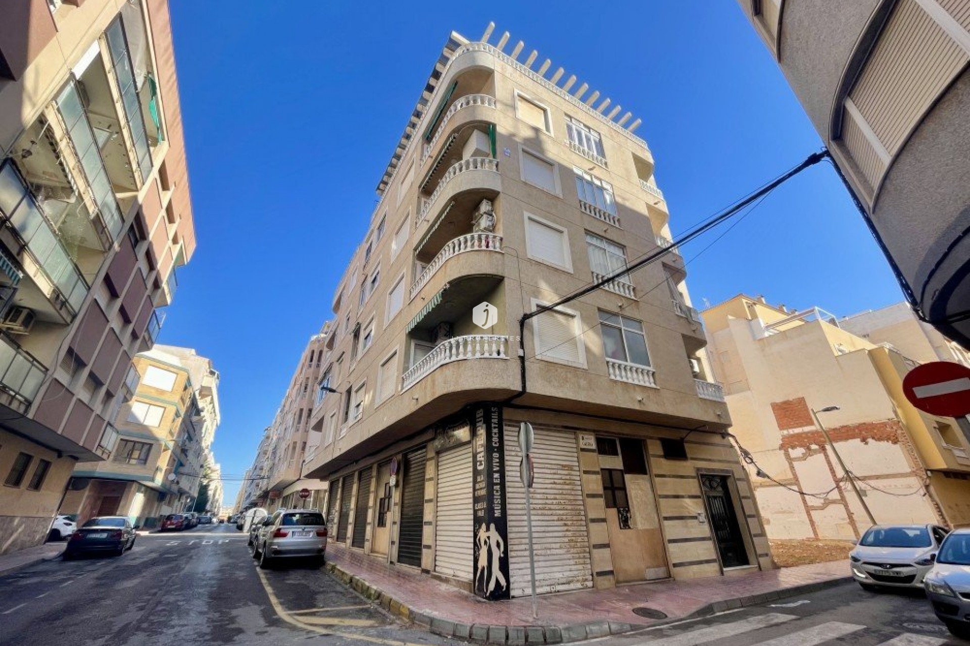 Z drugiej ręki - Mieszkanie w bloku -
Torrevieja - Costa Blanca