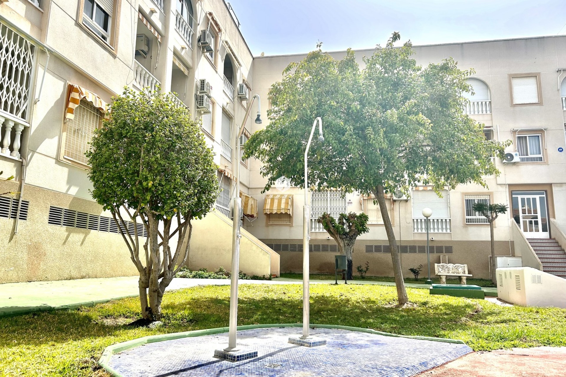 Z drugiej ręki - Mieszkanie w bloku -
Torrevieja - Costa Blanca