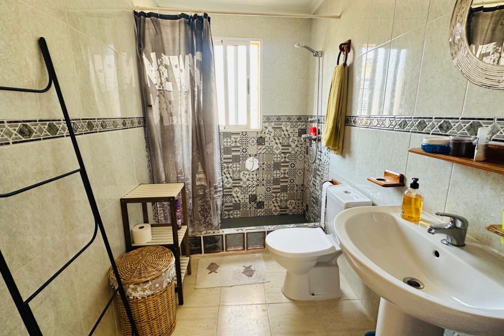 Z drugiej ręki - Mieszkanie w bloku -
Torrevieja - Costa Blanca