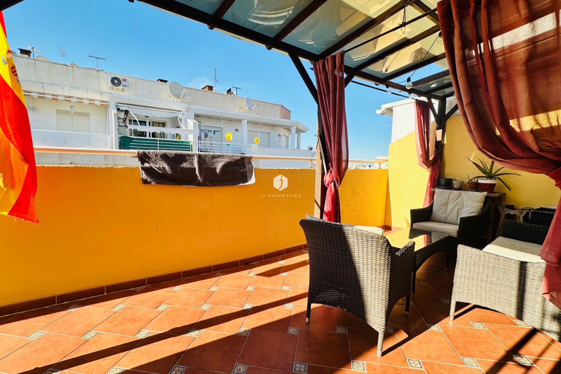 Z drugiej ręki - Mieszkanie w bloku -
Torrevieja - Costa Blanca