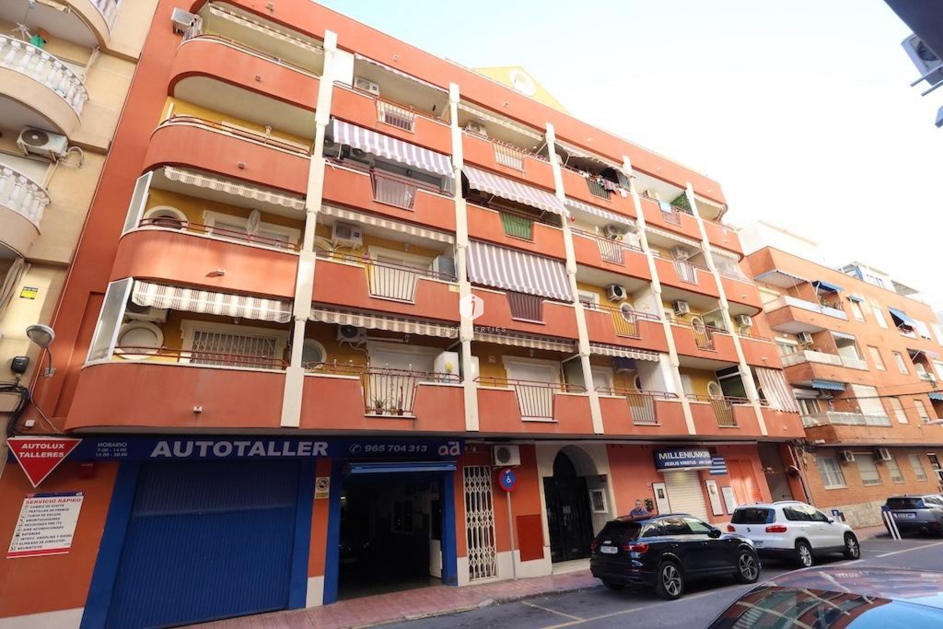 Z drugiej ręki - Mieszkanie w bloku -
Torrevieja - Costa Blanca