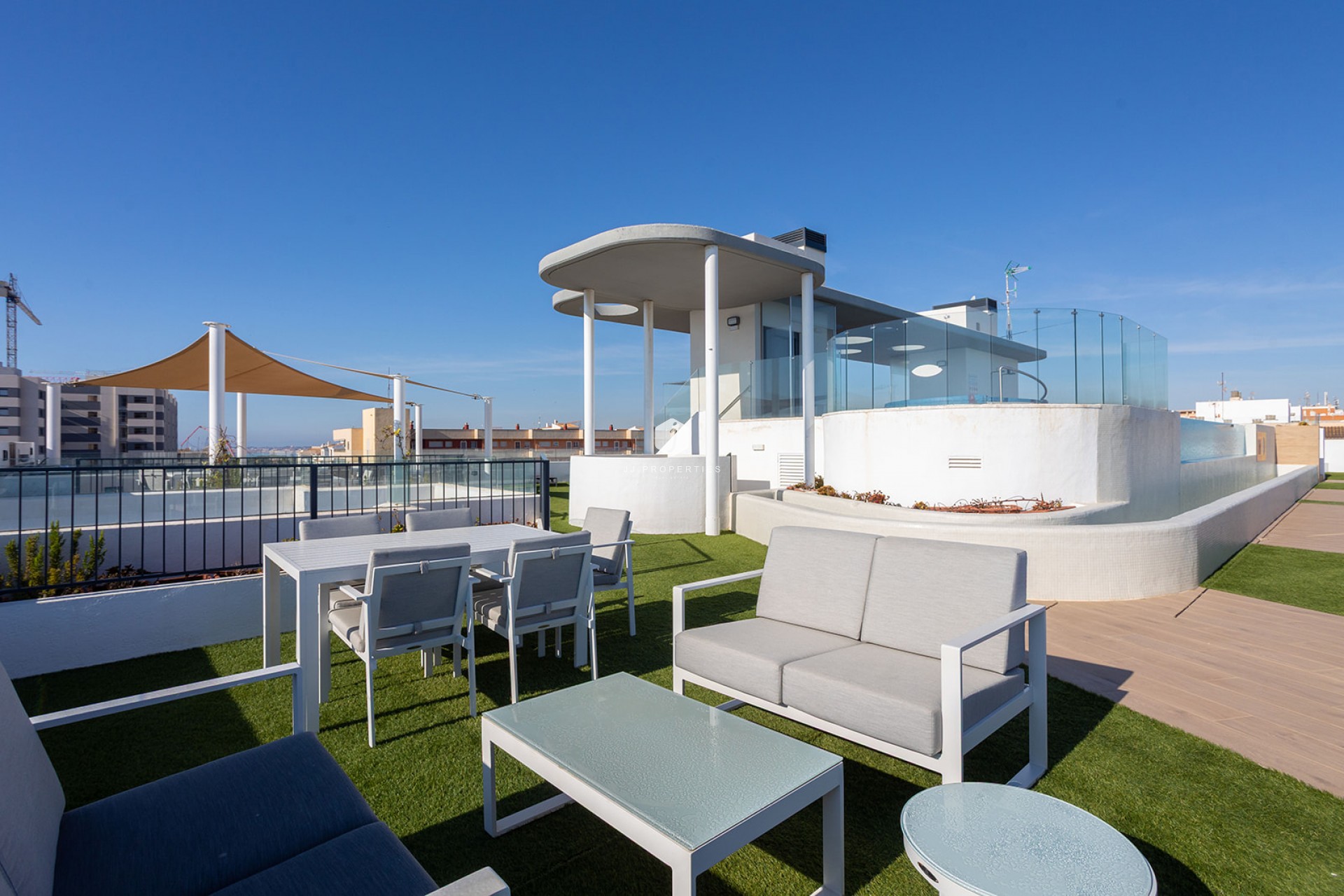 Z drugiej ręki - Mieszkanie w bloku -
Torrevieja - Costa Blanca