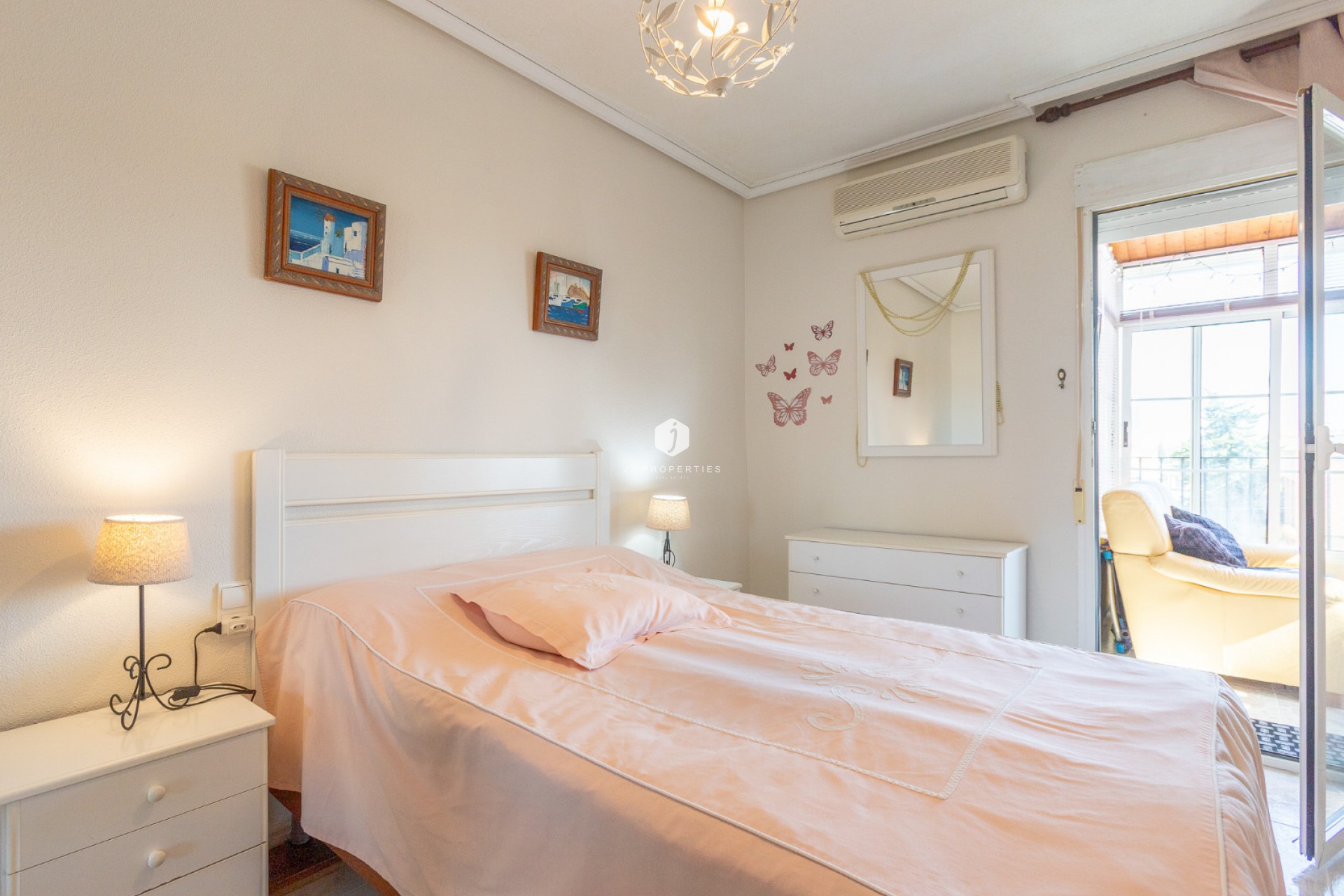 Z drugiej ręki - Mieszkanie w bloku -
Torrevieja - Costa Blanca