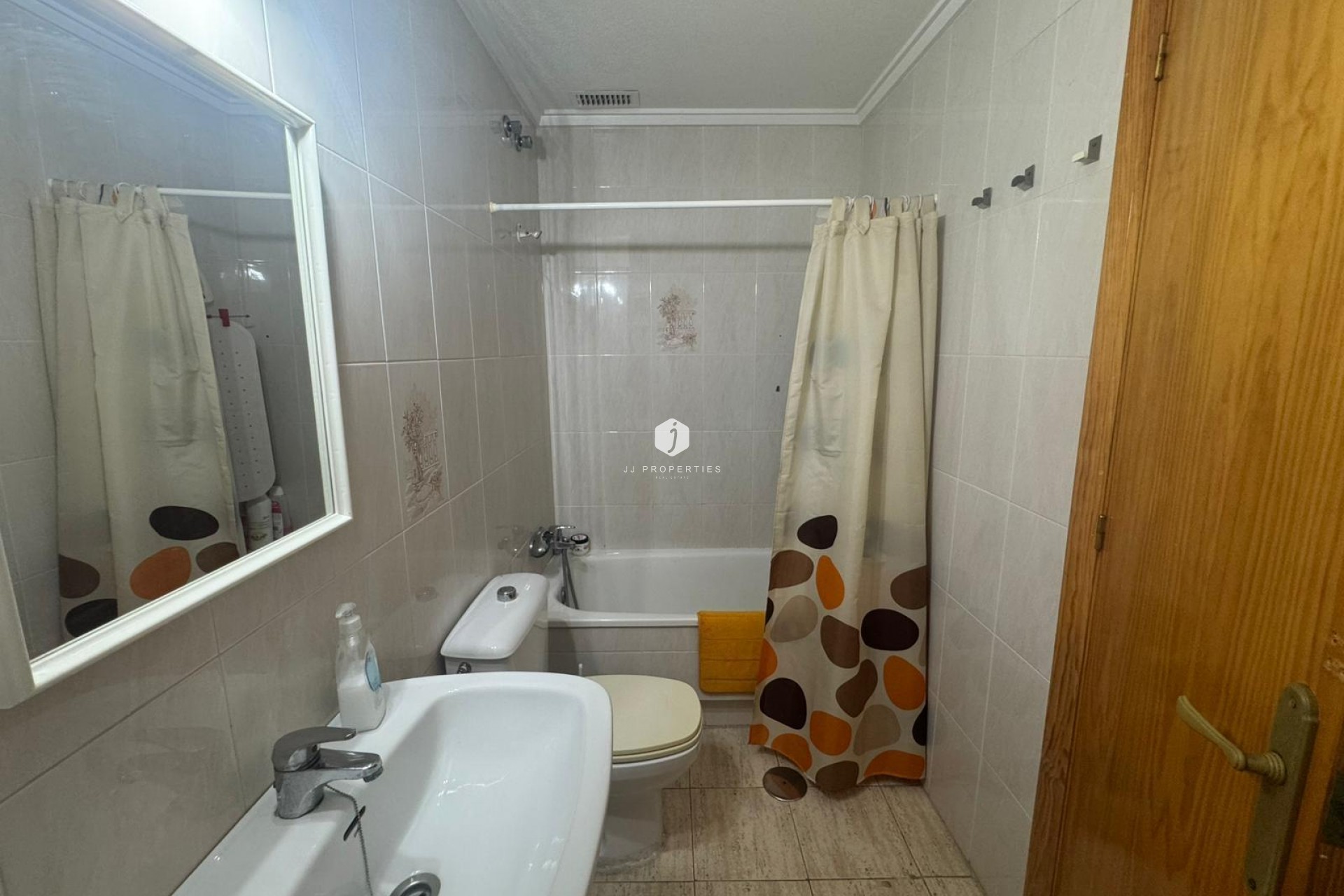 Z drugiej ręki - Mieszkanie w bloku -
Torrevieja - Costa Blanca