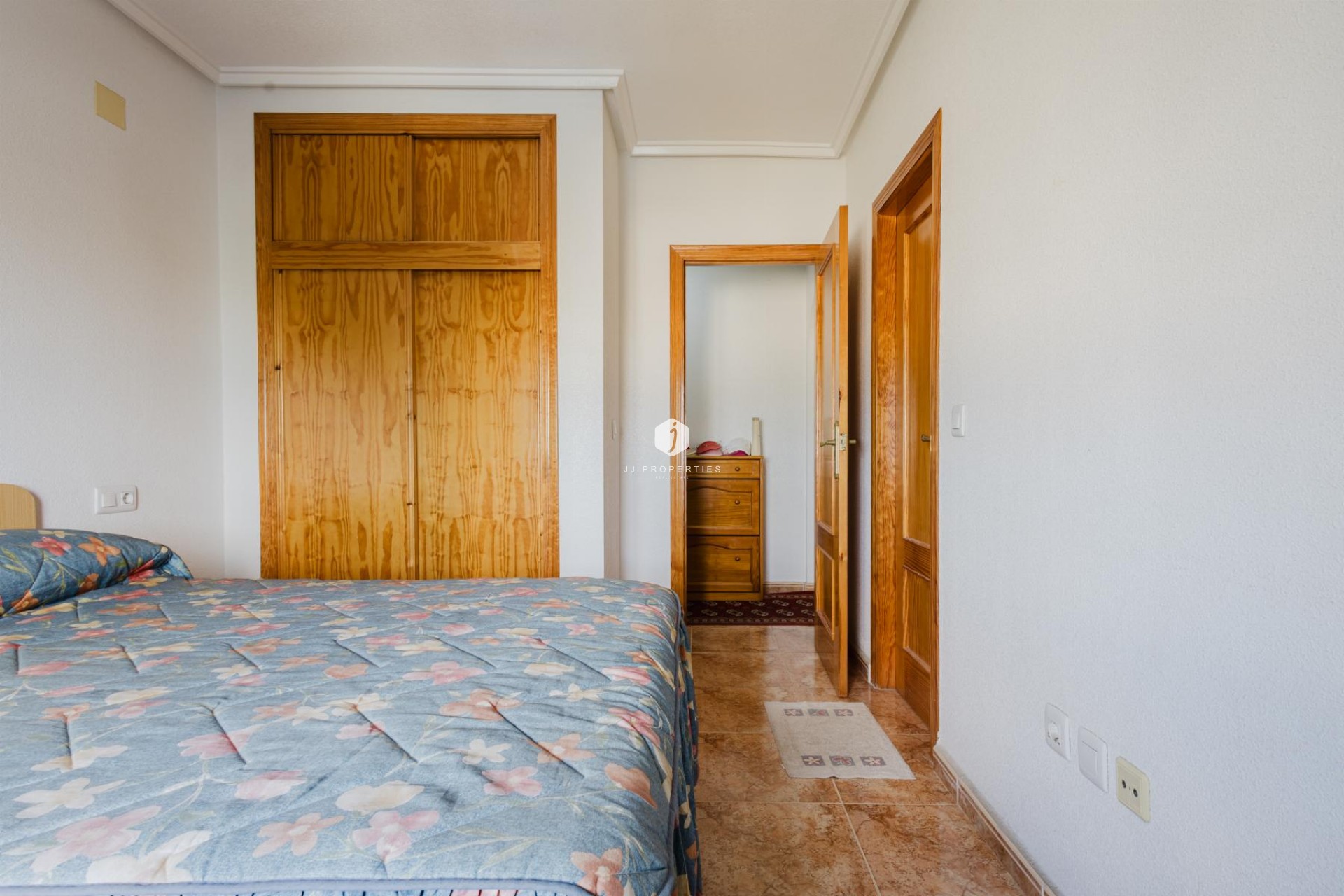 Z drugiej ręki - Mieszkanie w bloku -
Torrevieja - Costa Blanca