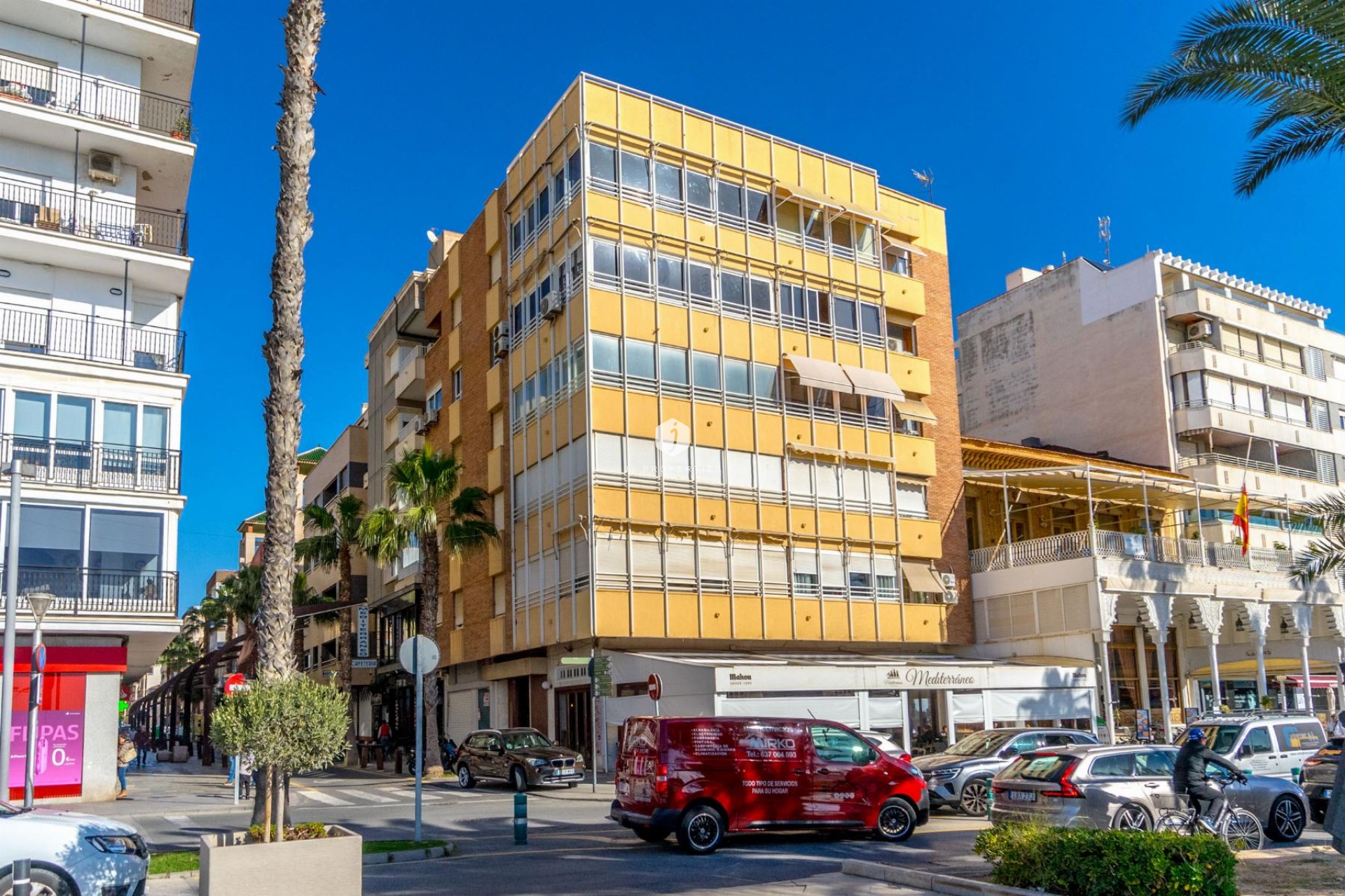 Z drugiej ręki - Mieszkanie w bloku -
Torrevieja - Costa Blanca