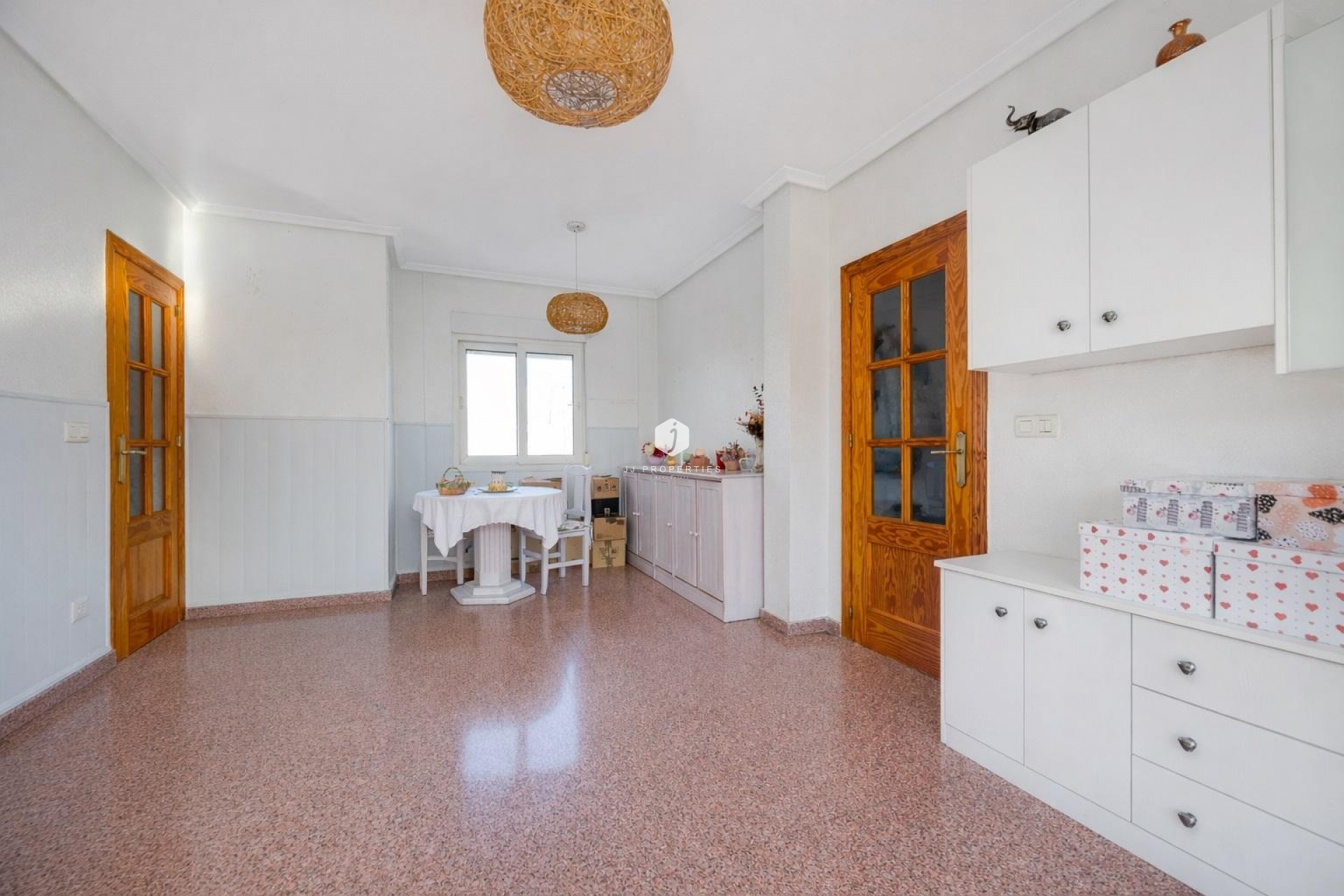 Z drugiej ręki - Mieszkanie w bloku -
Torrevieja - Costa Blanca