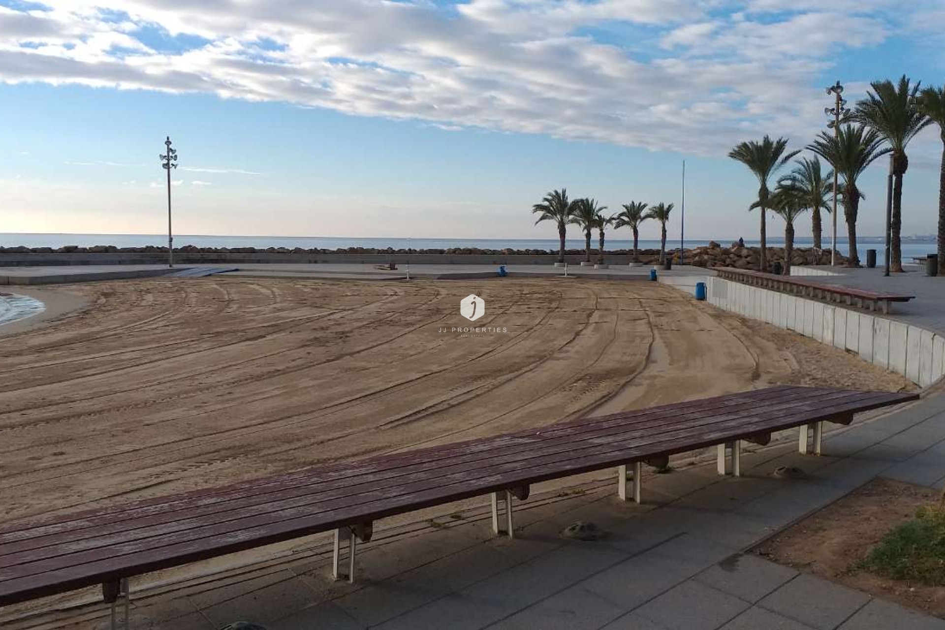 Z drugiej ręki - Mieszkanie w bloku -
Torrevieja - Costa Blanca
