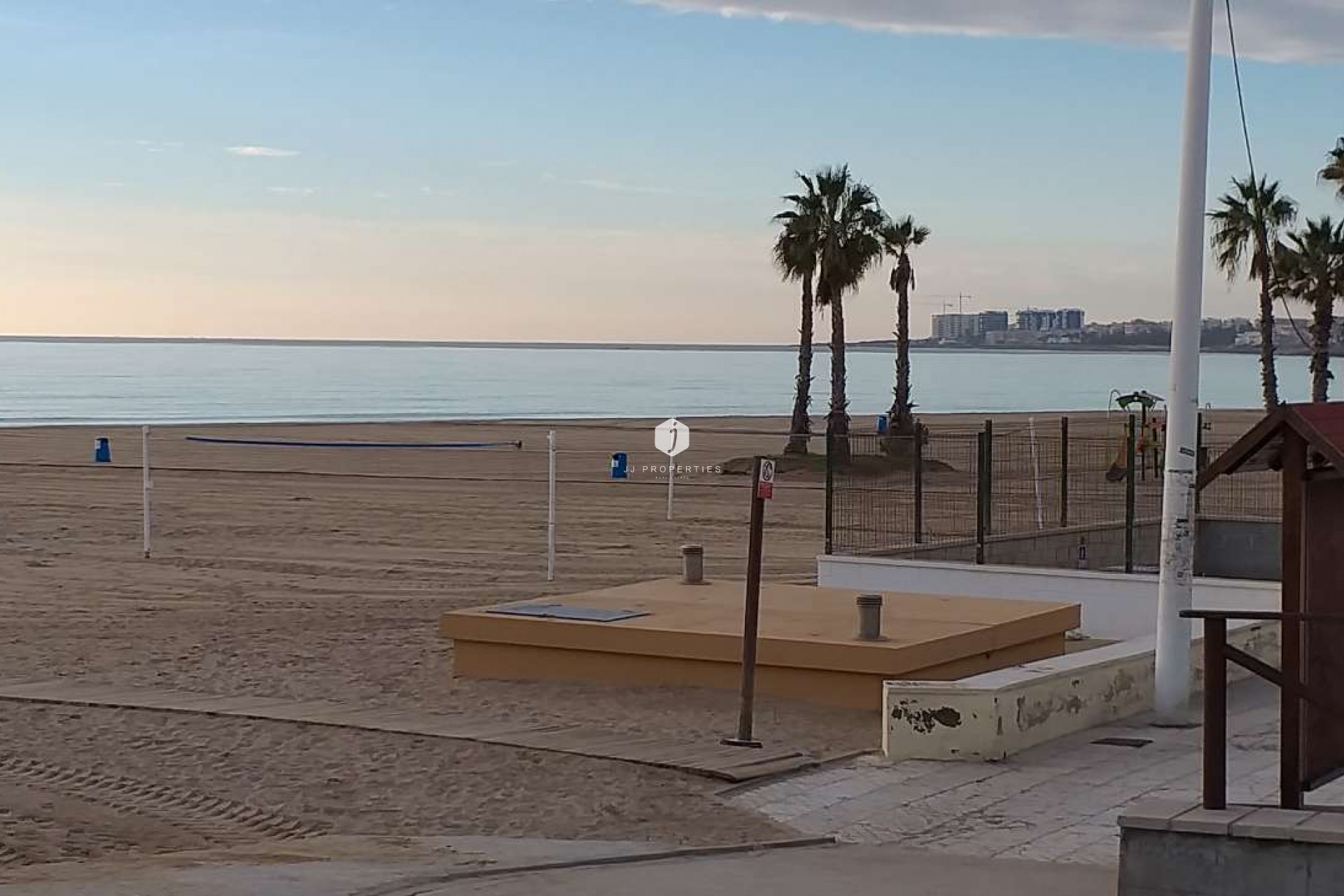 Z drugiej ręki - Mieszkanie w bloku -
Torrevieja - Costa Blanca