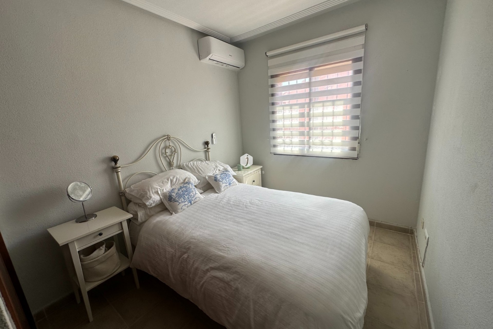Z drugiej ręki - Mieszkanie w bloku -
Torrevieja - Costa Blanca