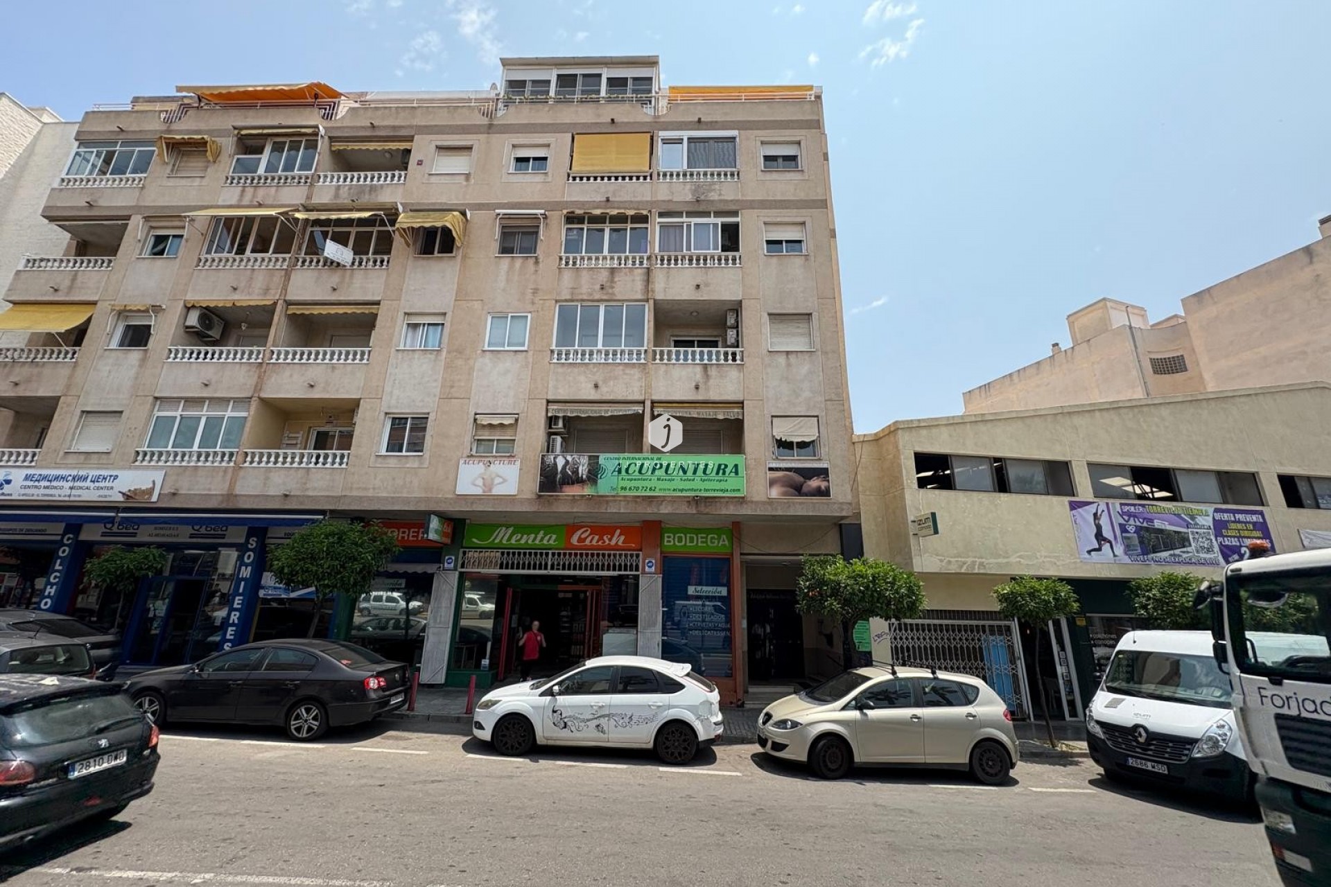 Z drugiej ręki - Mieszkanie w bloku -
Torrevieja - Costa Blanca
