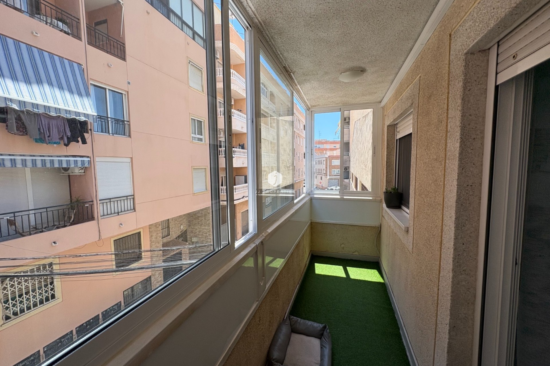 Z drugiej ręki - Mieszkanie w bloku -
Torrevieja - Costa Blanca