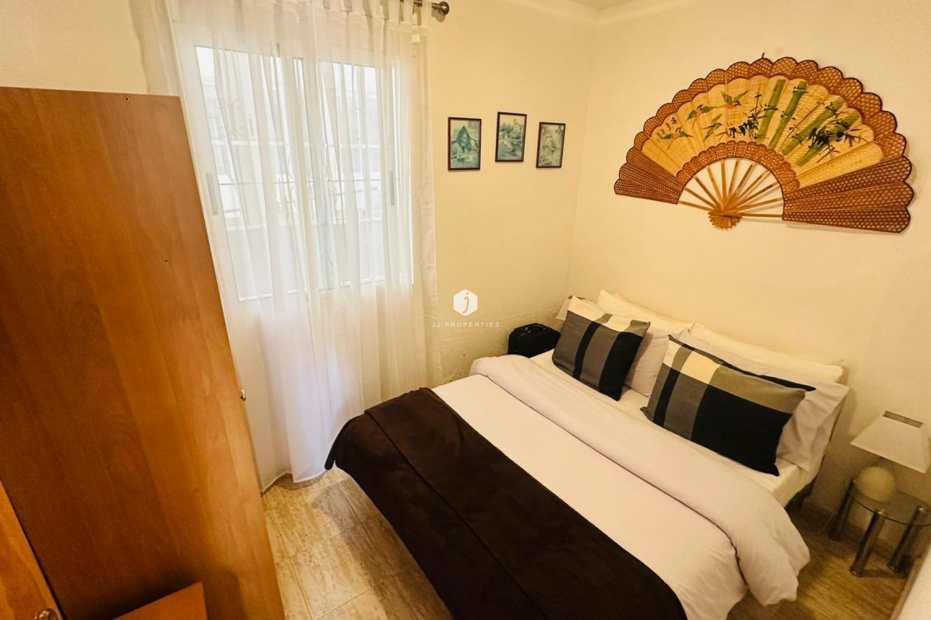 Z drugiej ręki - Mieszkanie w bloku -
Torrevieja - Costa Blanca