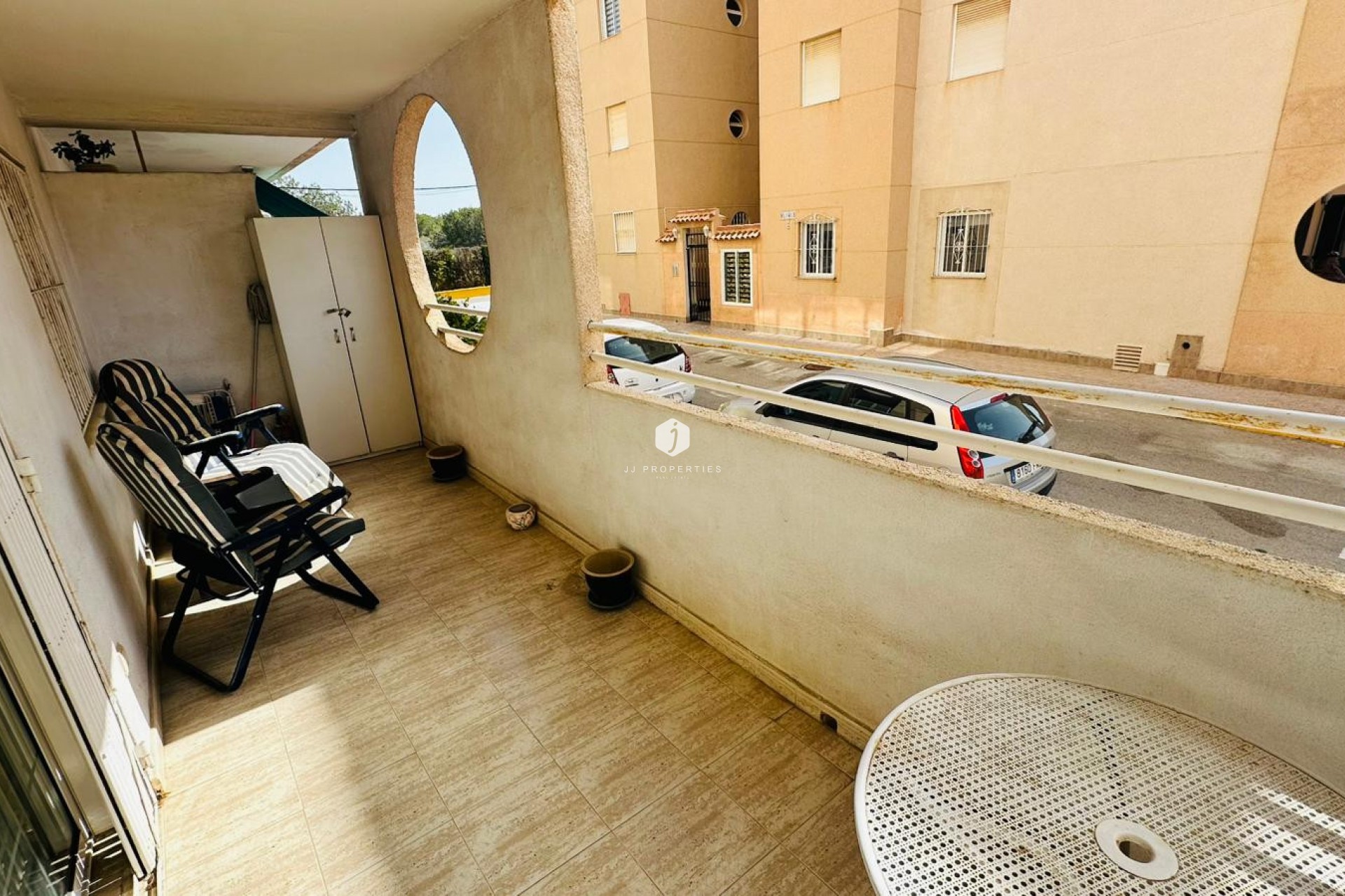 Z drugiej ręki - Mieszkanie w bloku -
Torrevieja - Costa Blanca