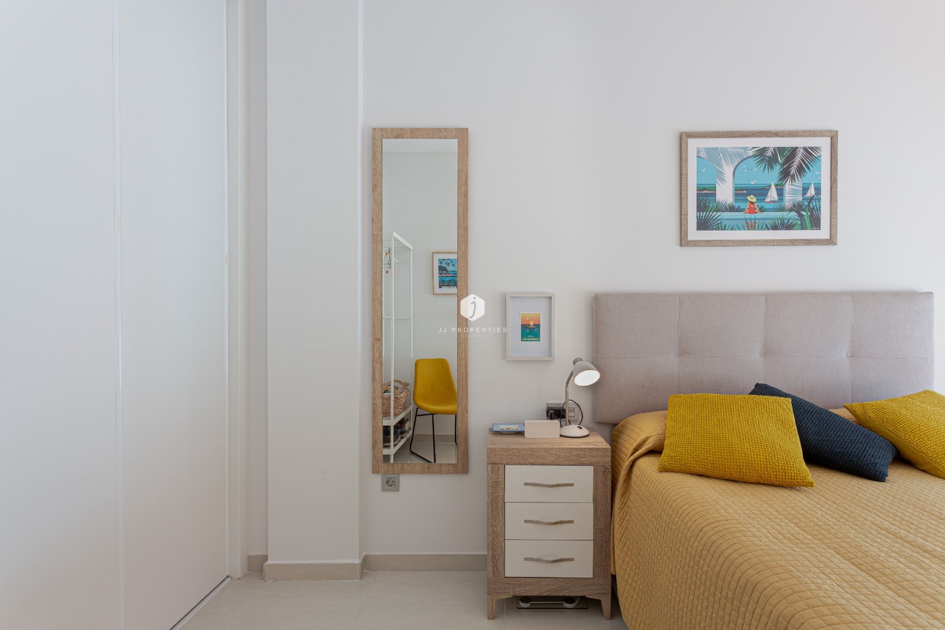 Z drugiej ręki - Mieszkanie w bloku -
Torrevieja - Costa Blanca