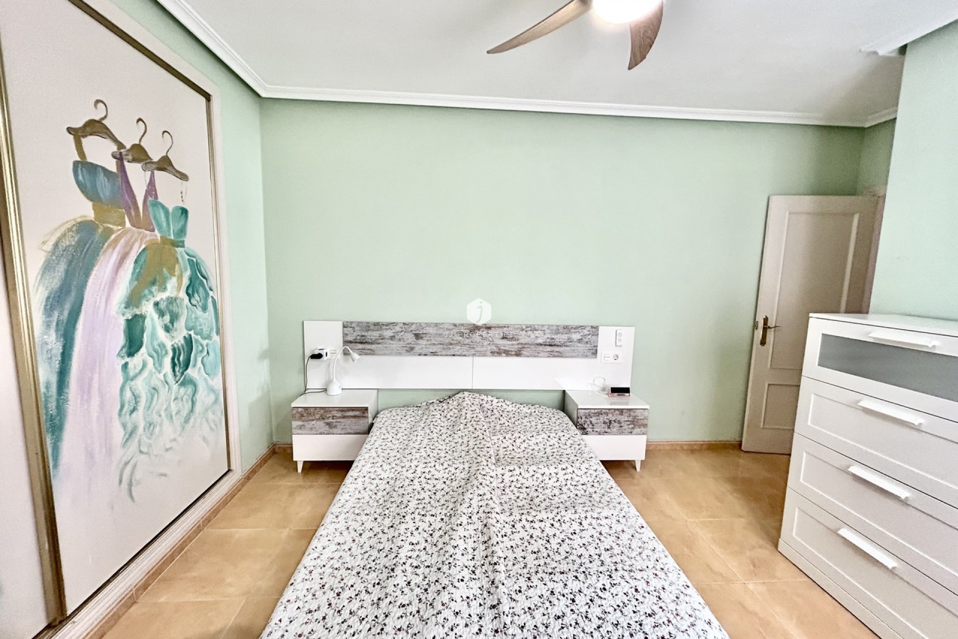 Z drugiej ręki - Mieszkanie w bloku -
Torrevieja - Costa Blanca