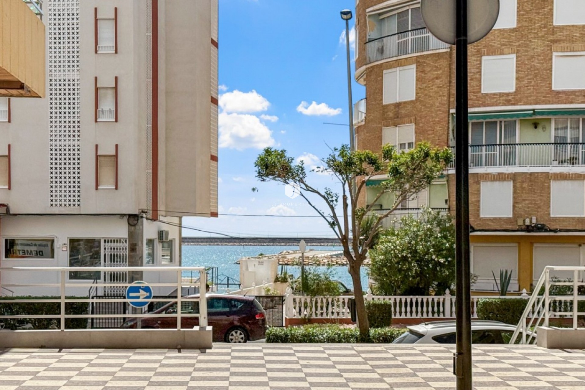 Z drugiej ręki - Mieszkanie w bloku -
Torrevieja - Costa Blanca
