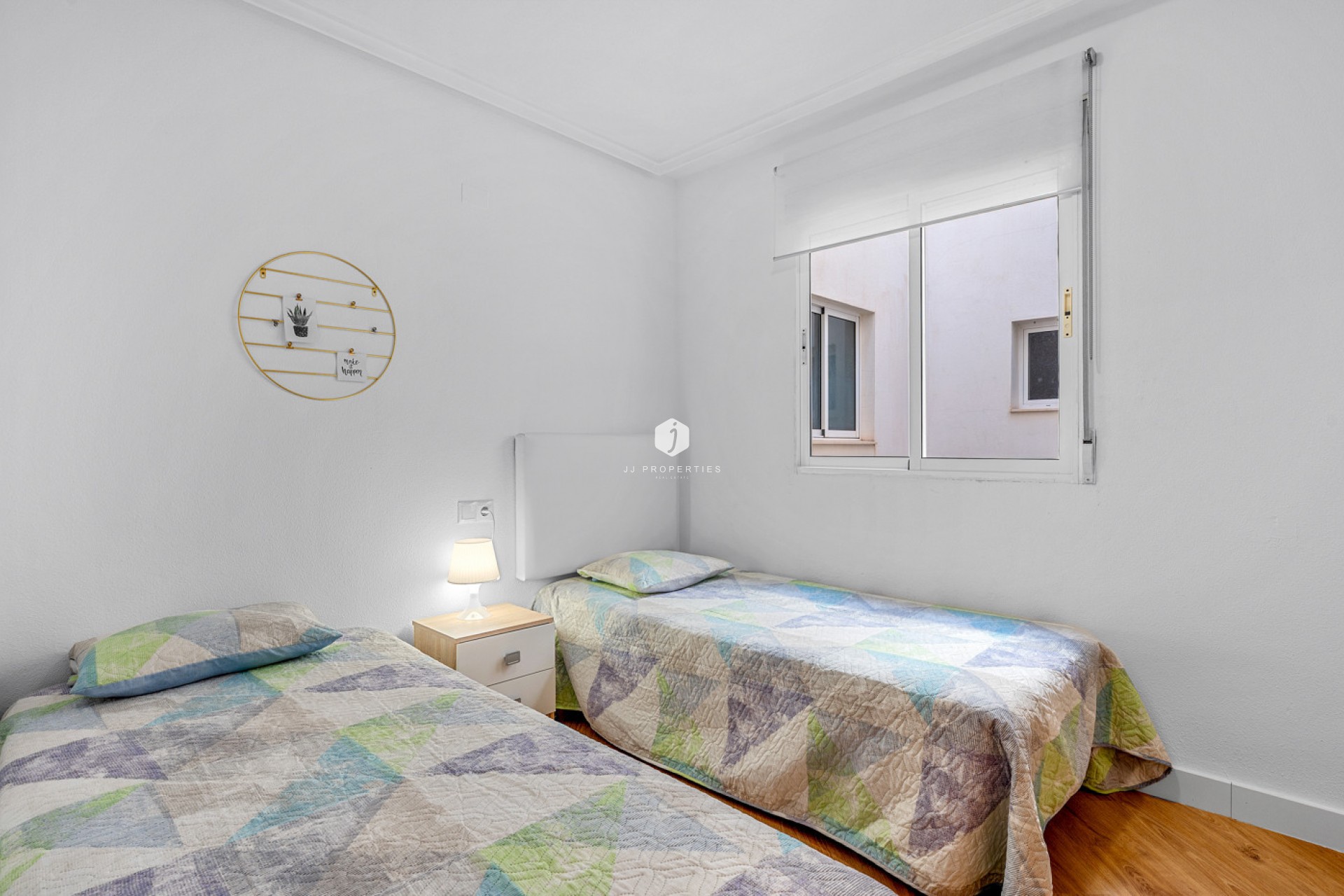 Z drugiej ręki - Mieszkanie w bloku -
Torrevieja - Costa Blanca