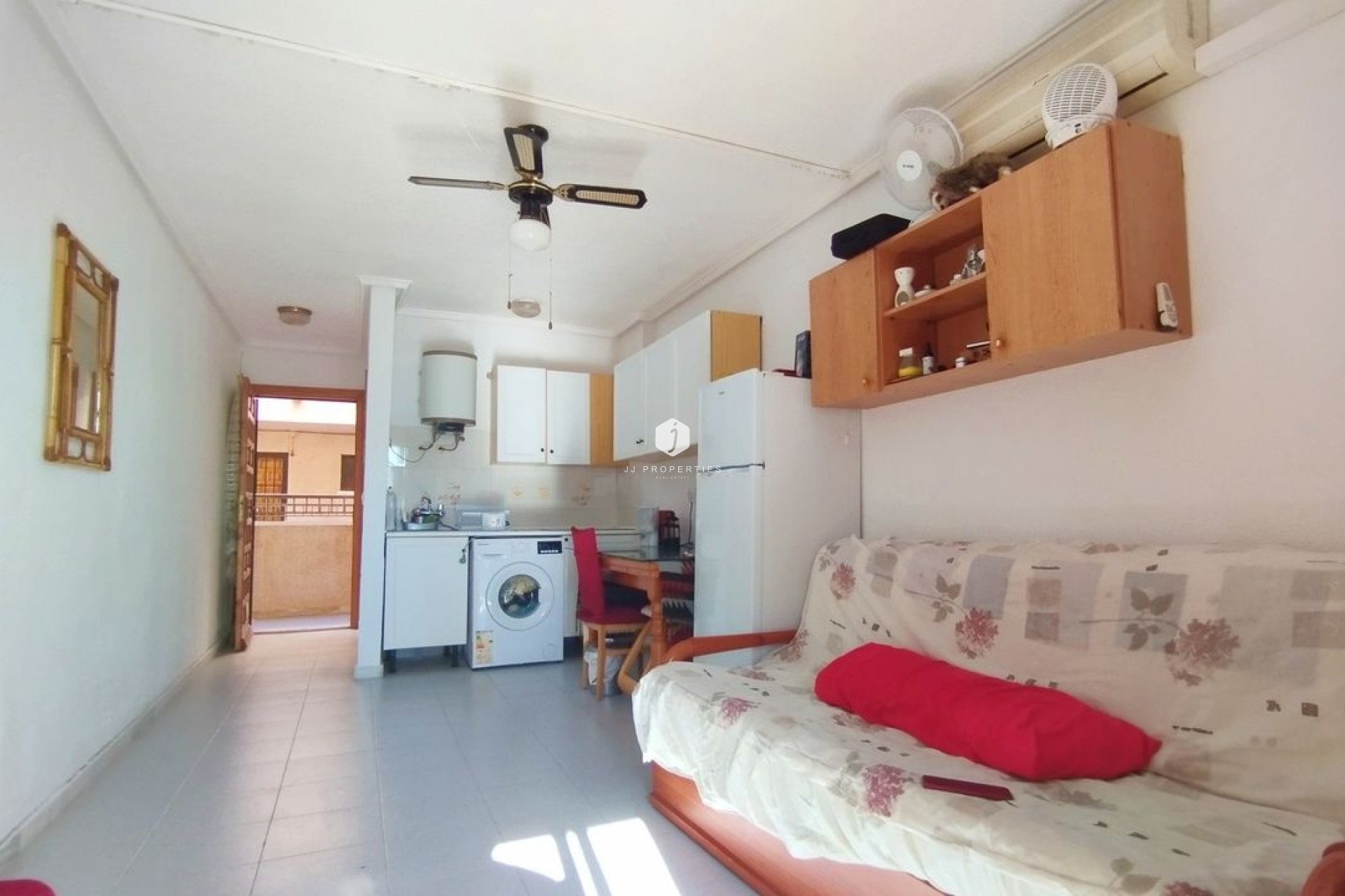 Z drugiej ręki - Mieszkanie w bloku -
Torrevieja - Costa Blanca