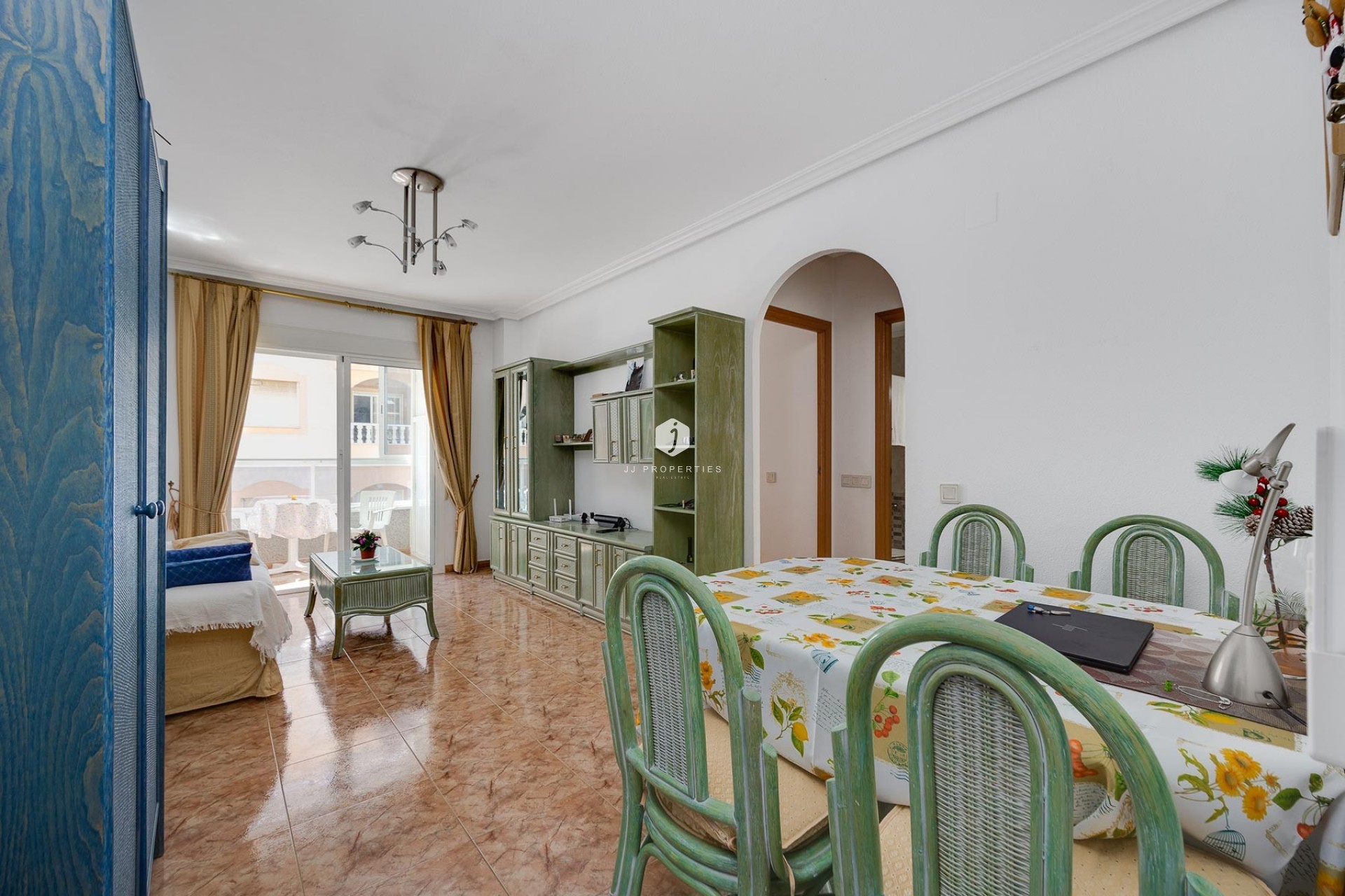 Z drugiej ręki - Mieszkanie w bloku -
Torrevieja - Costa Blanca