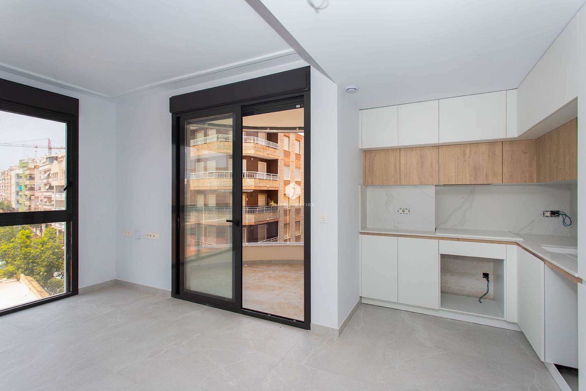 Z drugiej ręki - Mieszkanie w bloku -
Torrevieja - Costa Blanca