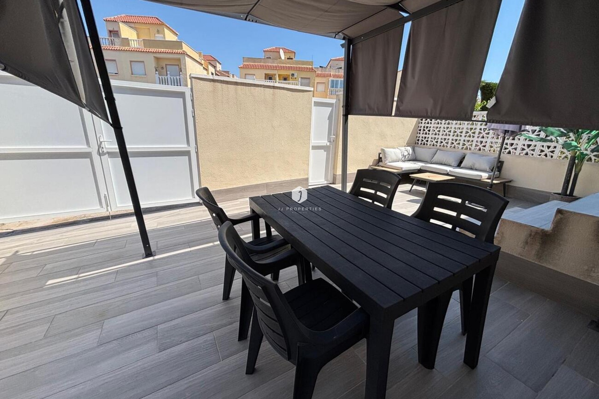 Z drugiej ręki - Mieszkanie w bloku -
Torrevieja - Costa Blanca