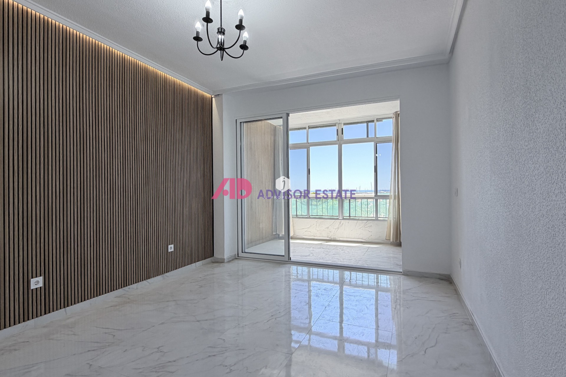 Z drugiej ręki - Mieszkanie w bloku -
Torrevieja - Costa Blanca