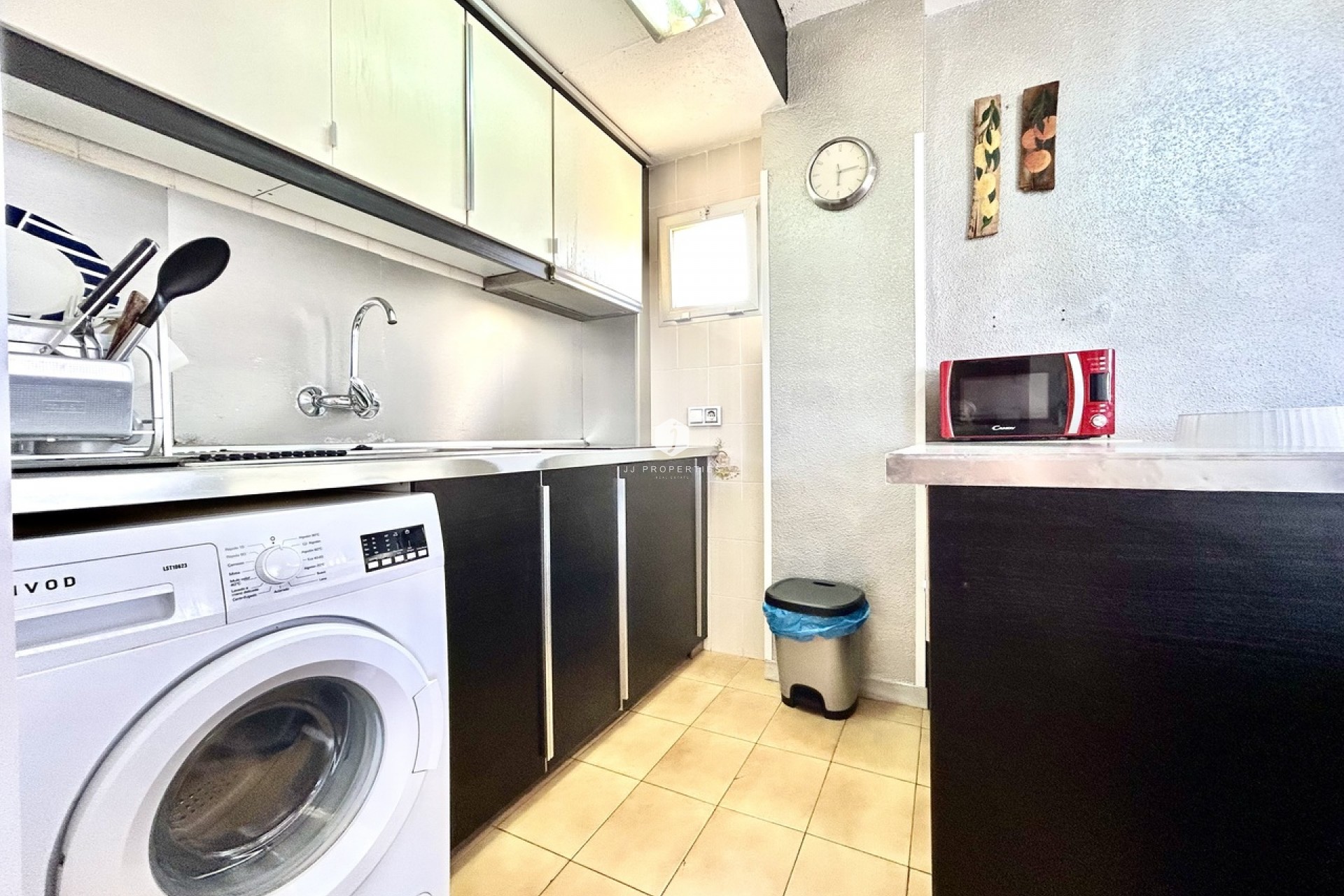 Z drugiej ręki - Mieszkanie w bloku -
Torrevieja - Costa Blanca