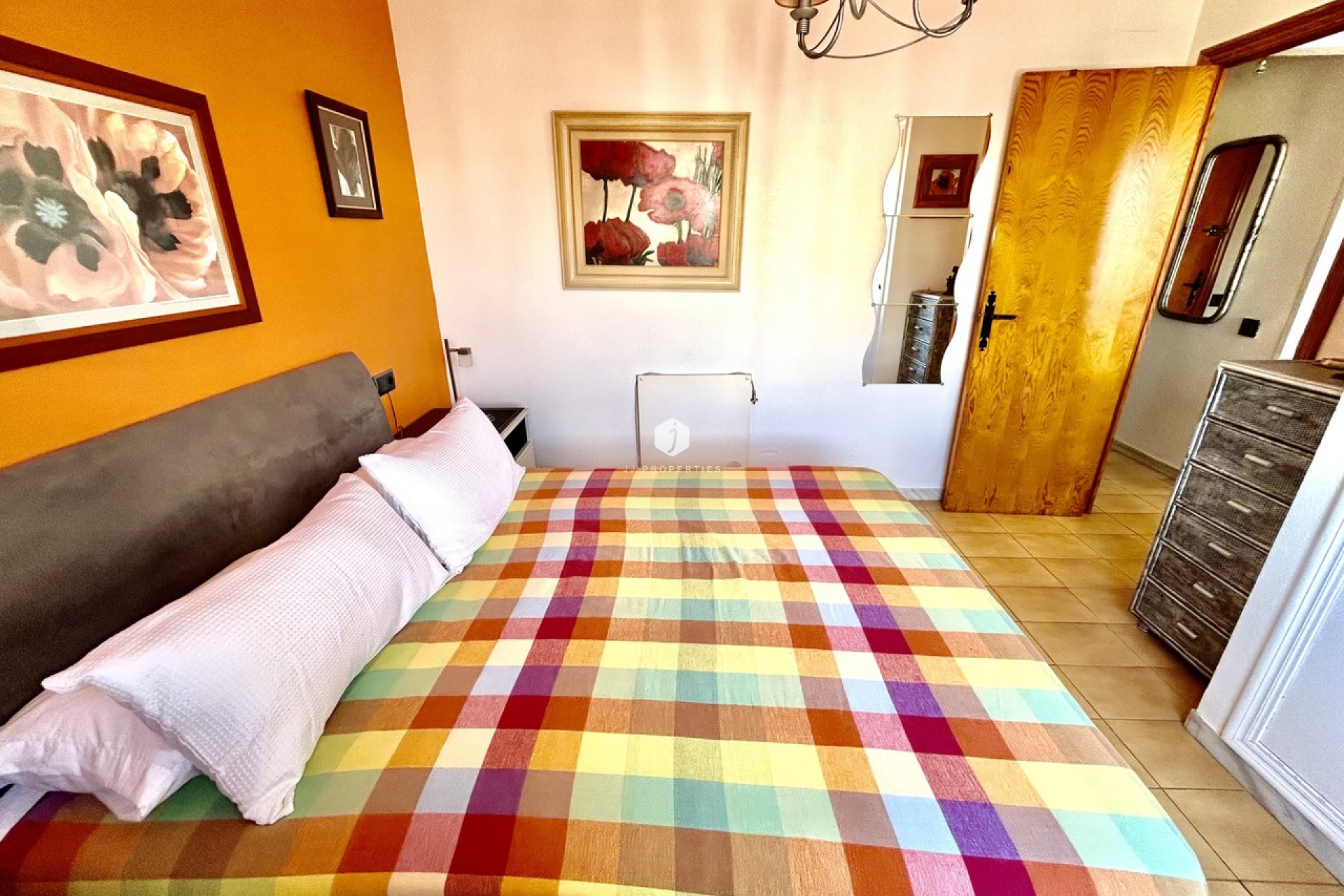 Z drugiej ręki - Mieszkanie w bloku -
Torrevieja - Costa Blanca