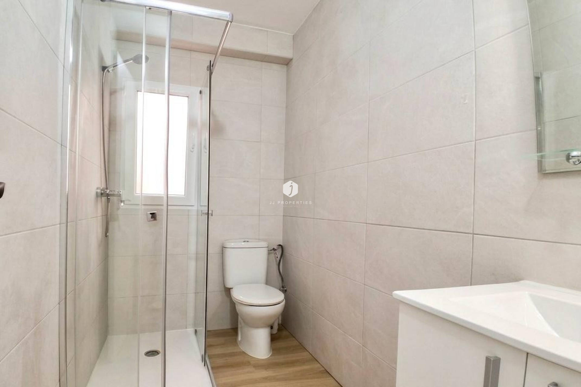 Z drugiej ręki - Mieszkanie w bloku -
Torrevieja - Costa Blanca