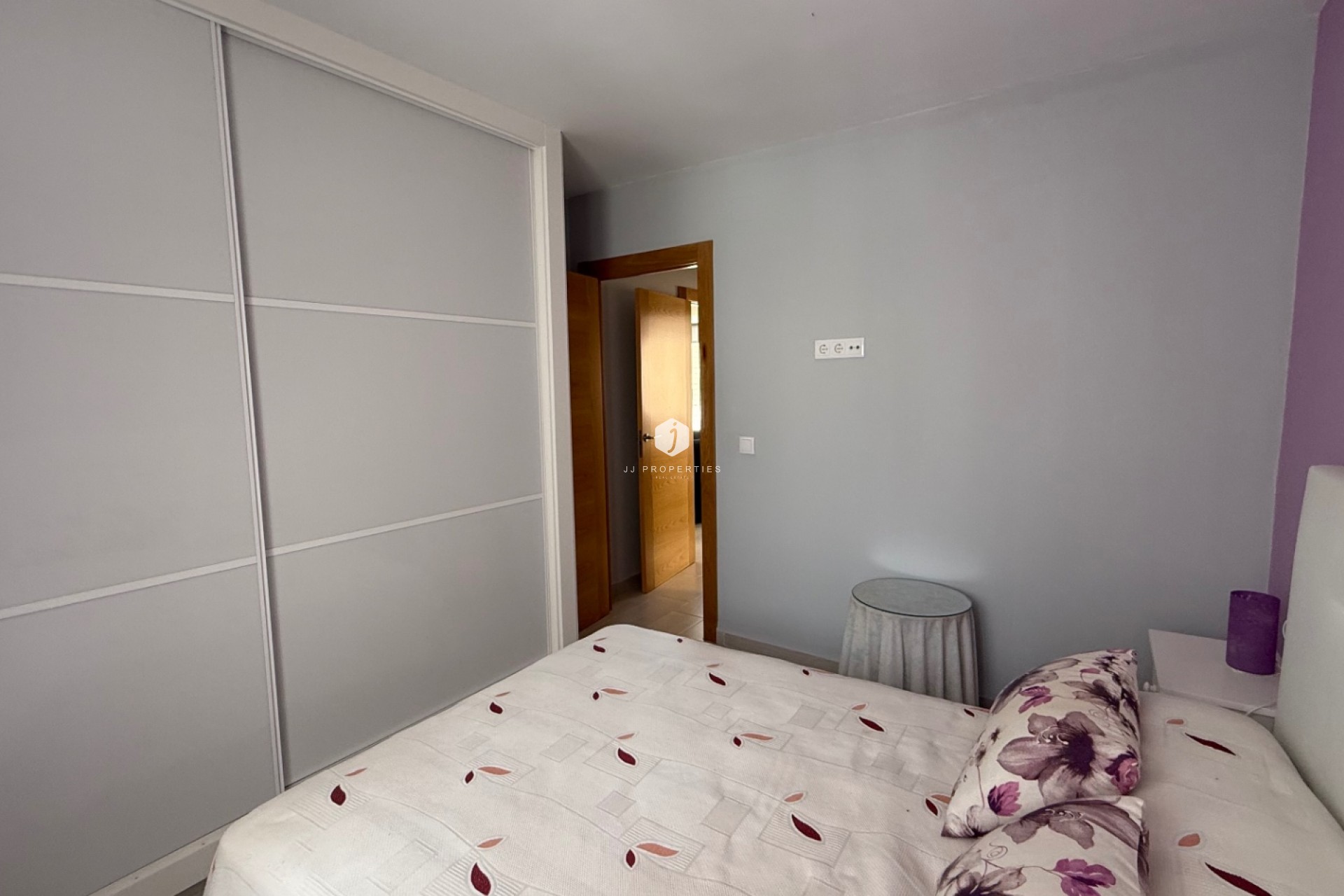Z drugiej ręki - Mieszkanie w bloku -
Torrevieja - Costa Blanca
