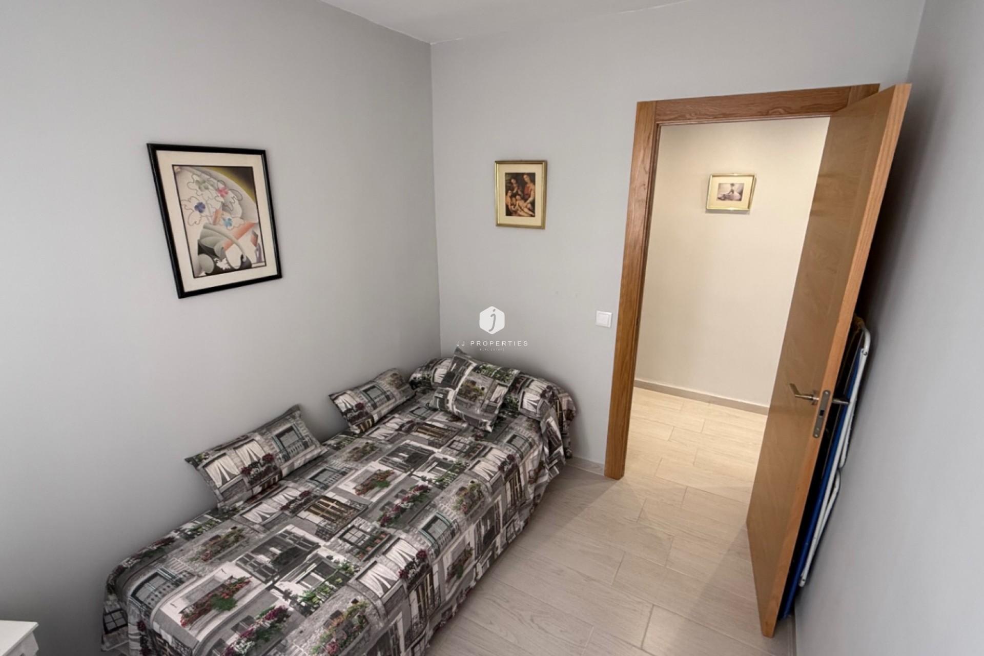 Z drugiej ręki - Mieszkanie w bloku -
Torrevieja - Costa Blanca