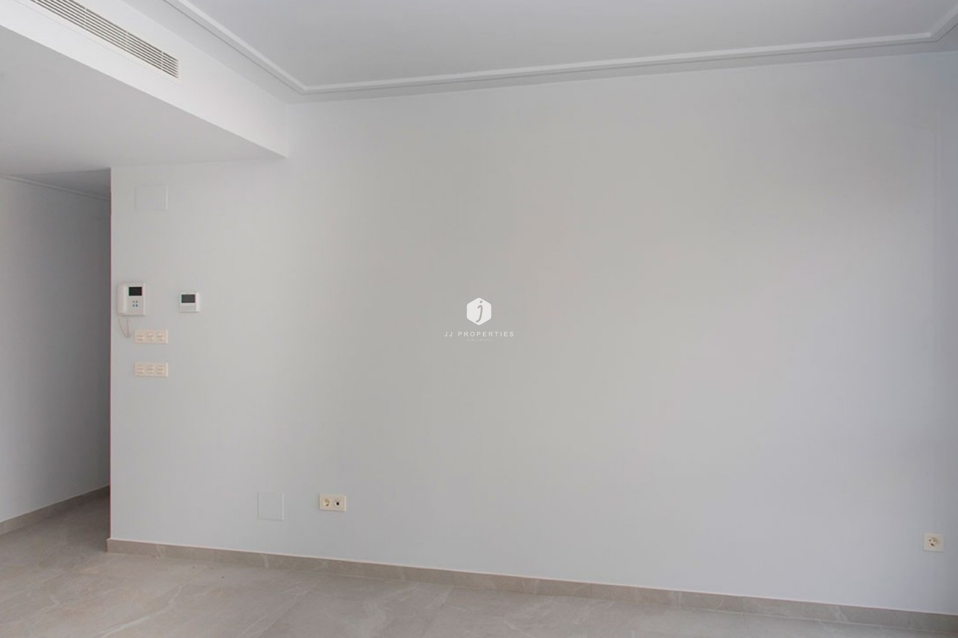 Z drugiej ręki - Mieszkanie w bloku -
Torrevieja - Costa Blanca