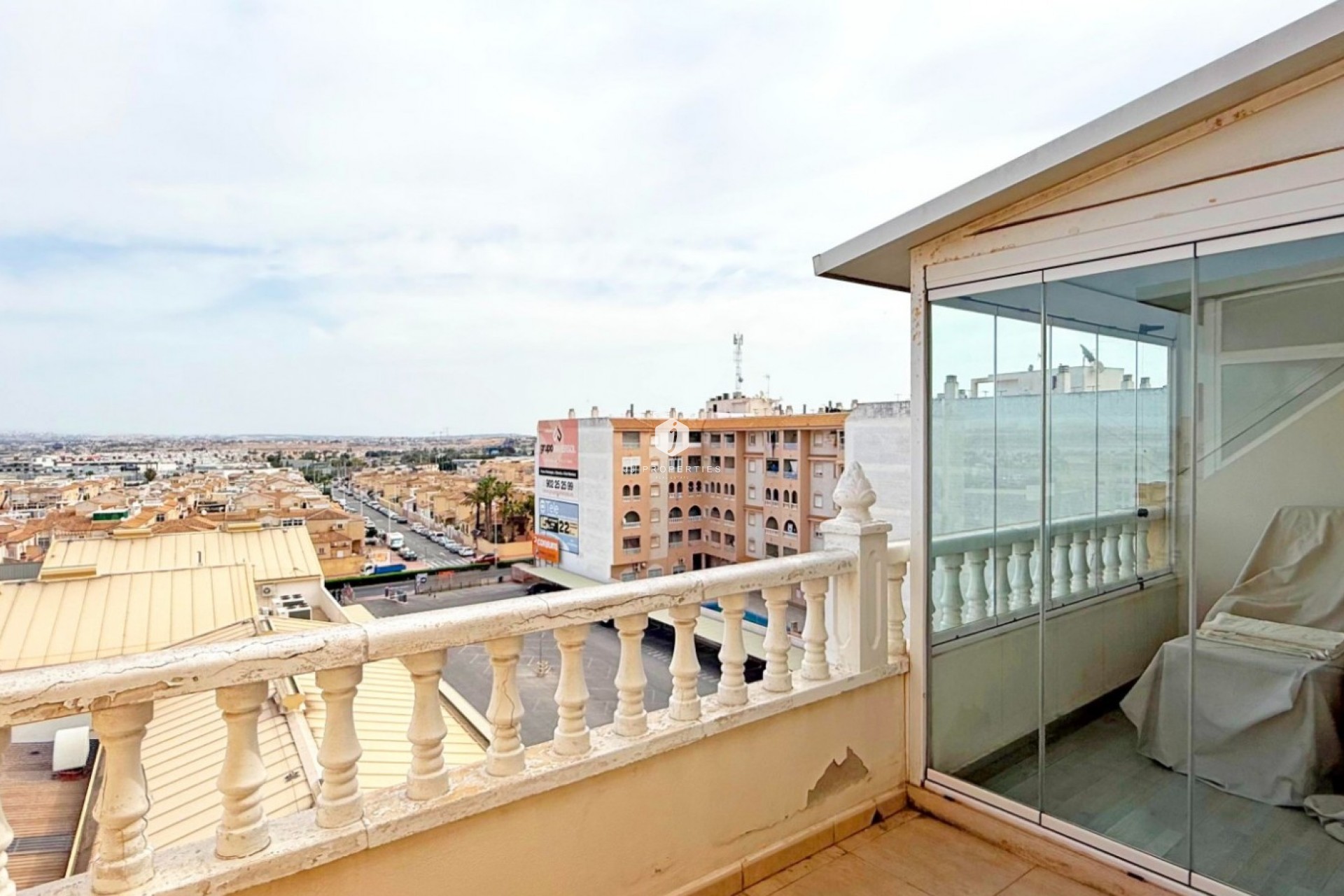 Z drugiej ręki - Mieszkanie w bloku -
Torrevieja - Costa Blanca