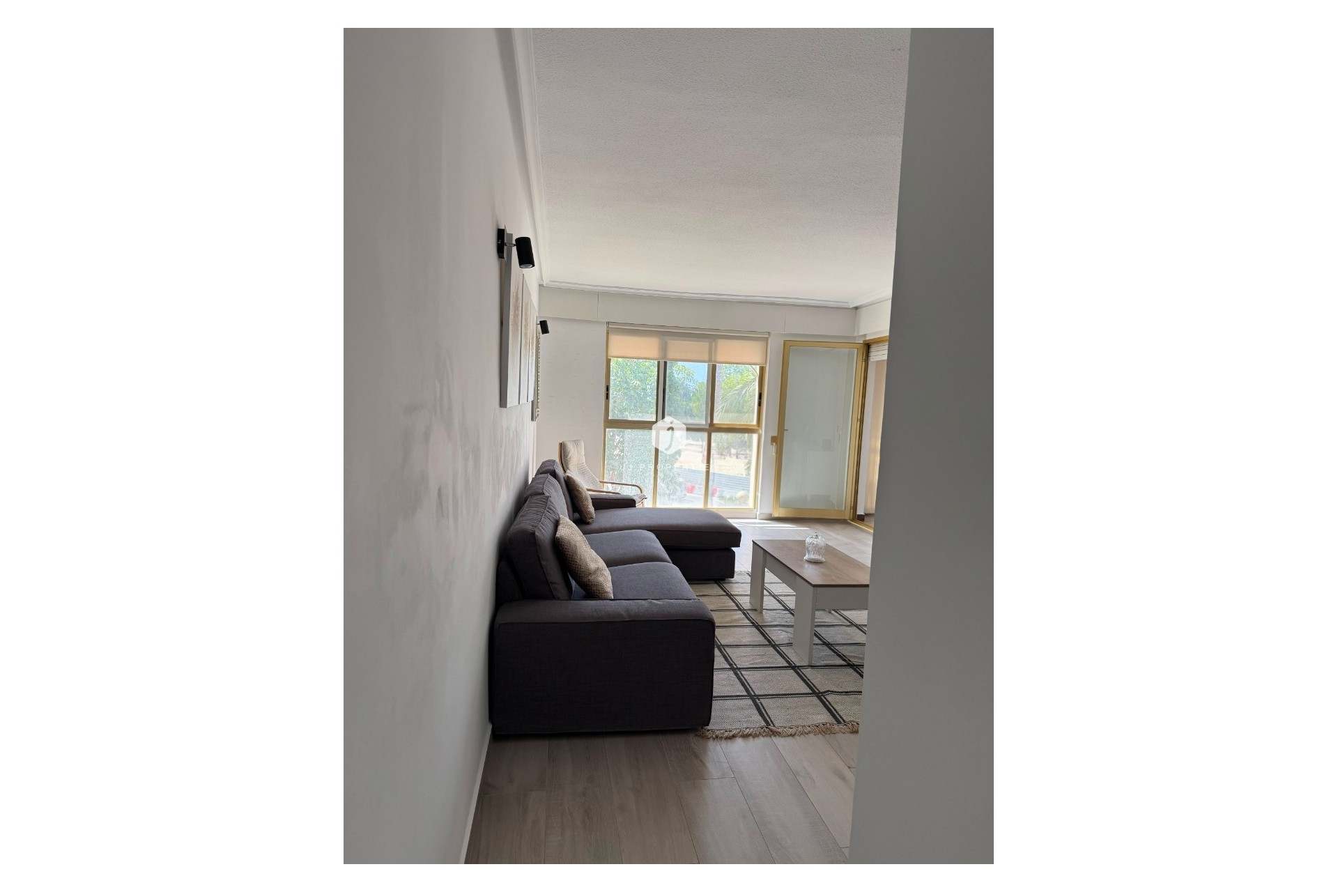Z drugiej ręki - Mieszkanie w bloku -
Torrevieja - Costa Blanca