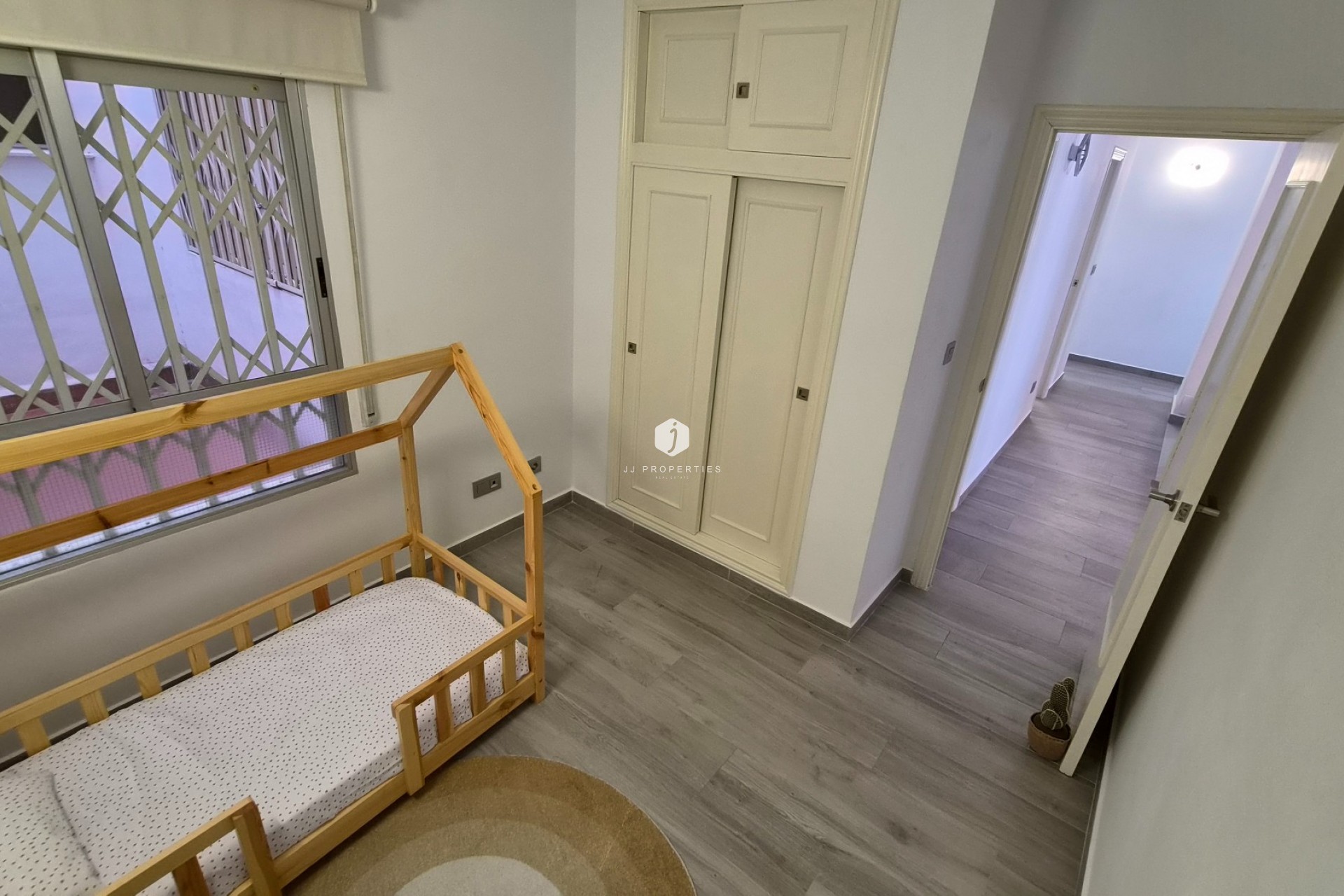 Z drugiej ręki - Mieszkanie w bloku -
Torrevieja - Costa Blanca
