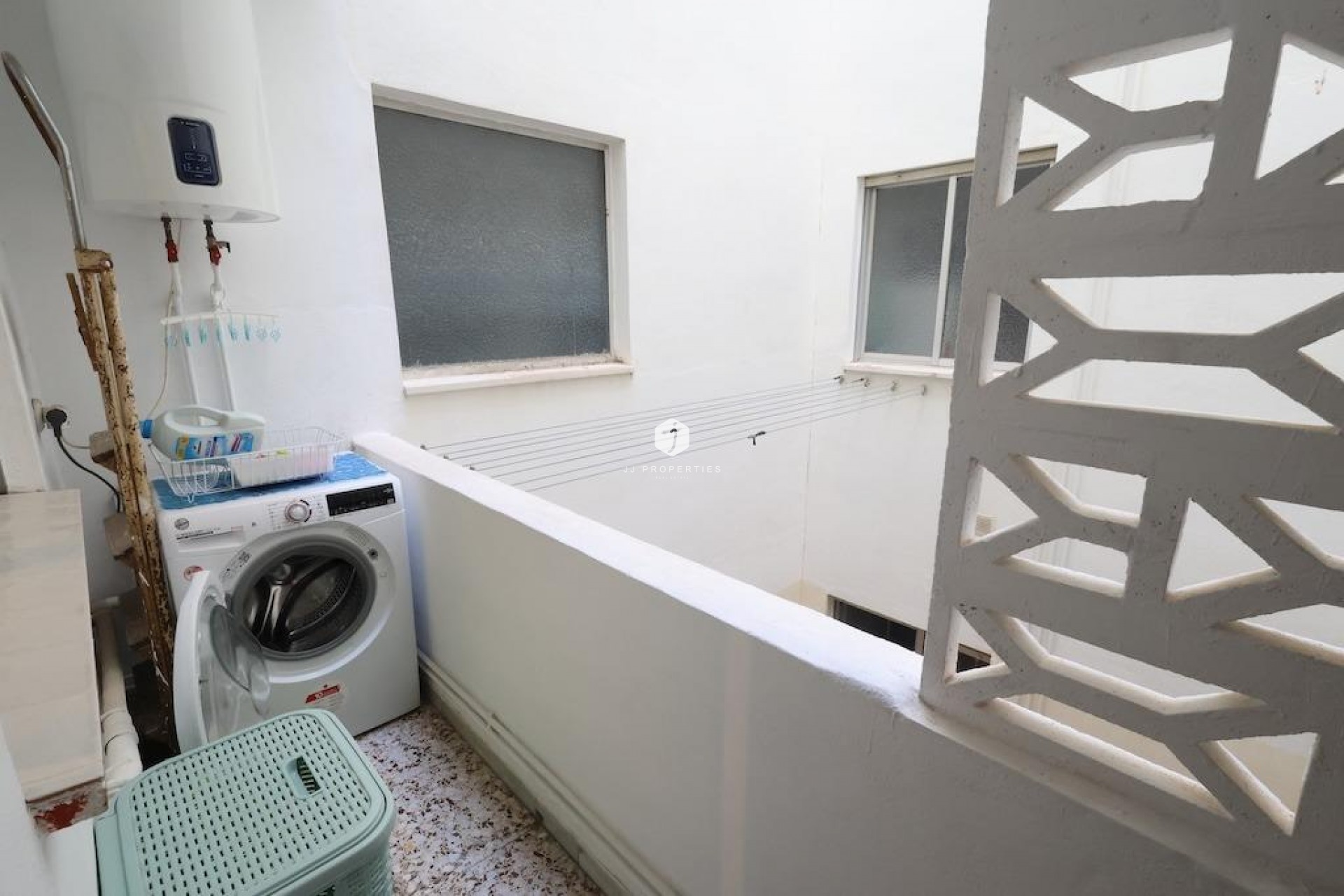 Z drugiej ręki - Mieszkanie w bloku -
Torrevieja - Costa Blanca