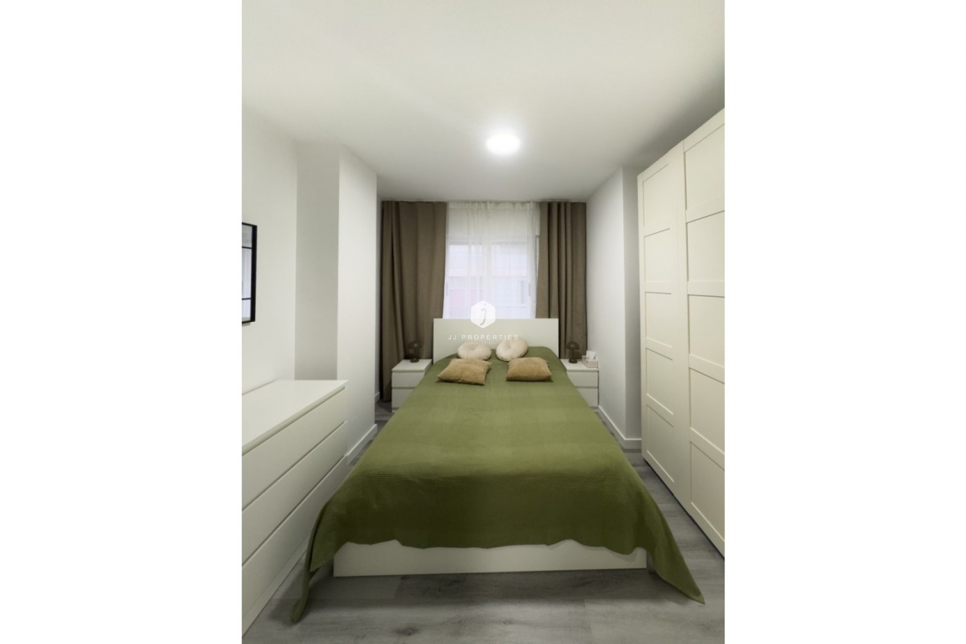 Z drugiej ręki - Mieszkanie w bloku -
Torrevieja - Costa Blanca