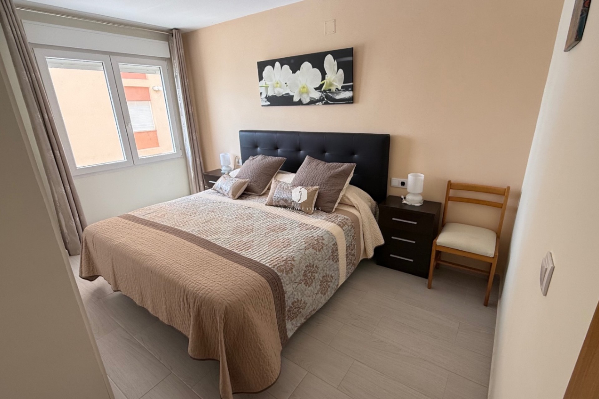 Z drugiej ręki - Mieszkanie w bloku -
Torrevieja - Costa Blanca