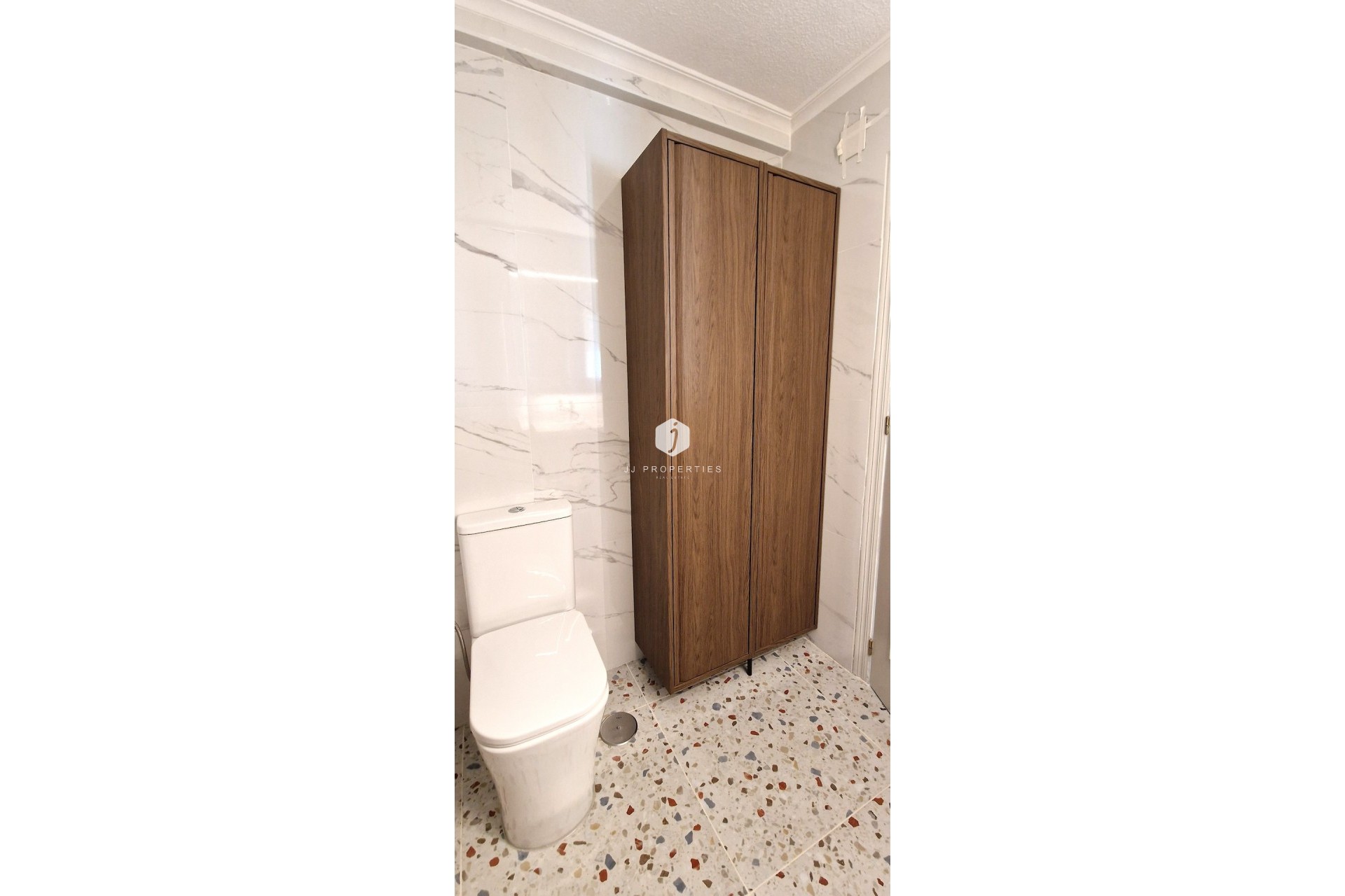 Z drugiej ręki - Mieszkanie w bloku -
Torrevieja - Costa Blanca