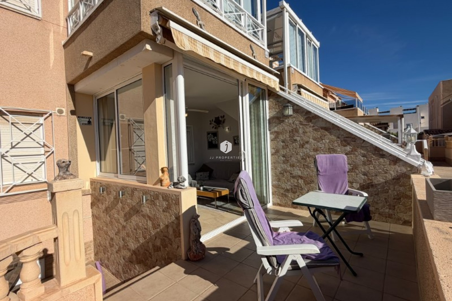Z drugiej ręki - Mieszkanie w bloku -
Torrevieja - Costa Blanca