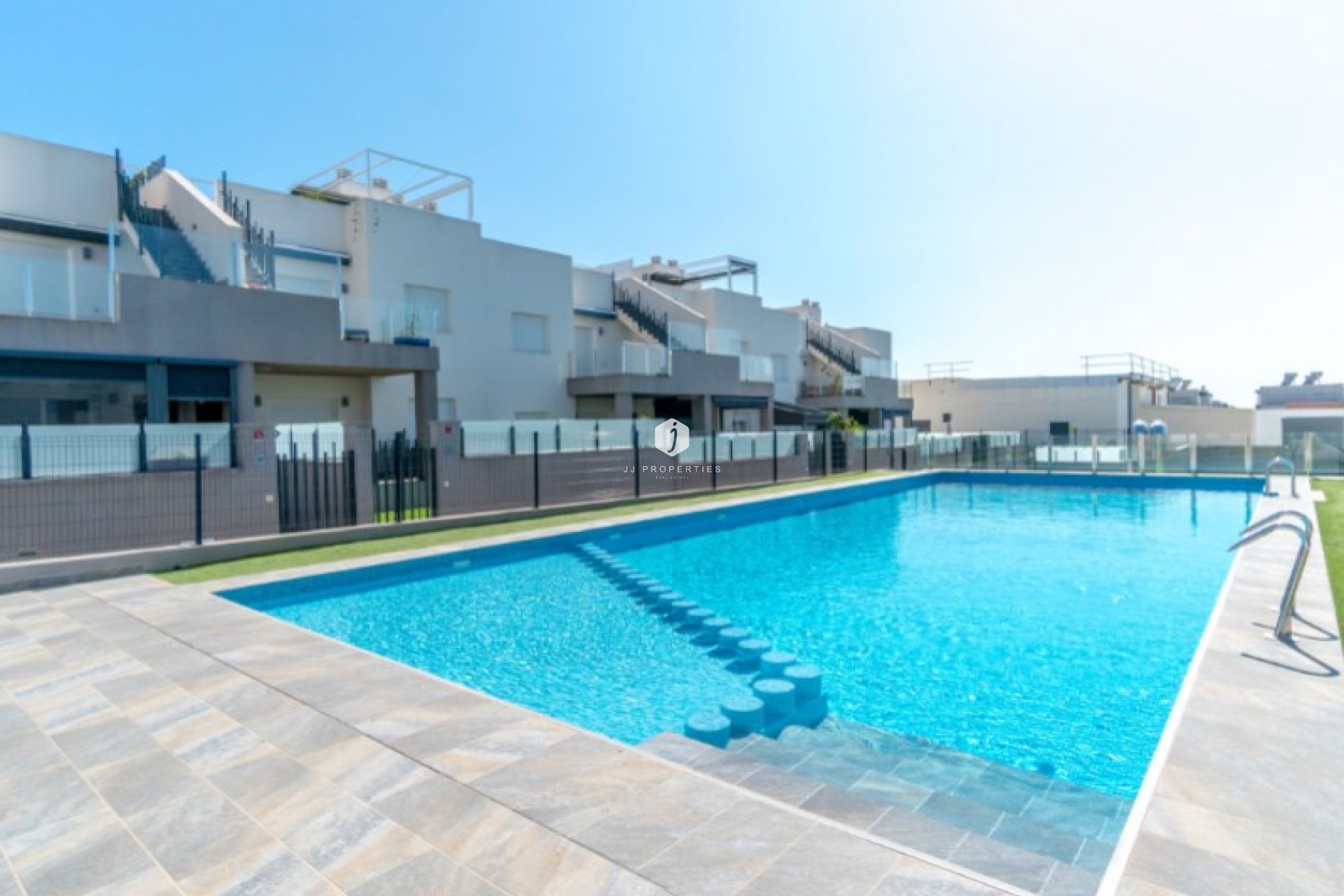 Z drugiej ręki - Mieszkanie w bloku -
Torrevieja - Costa Blanca