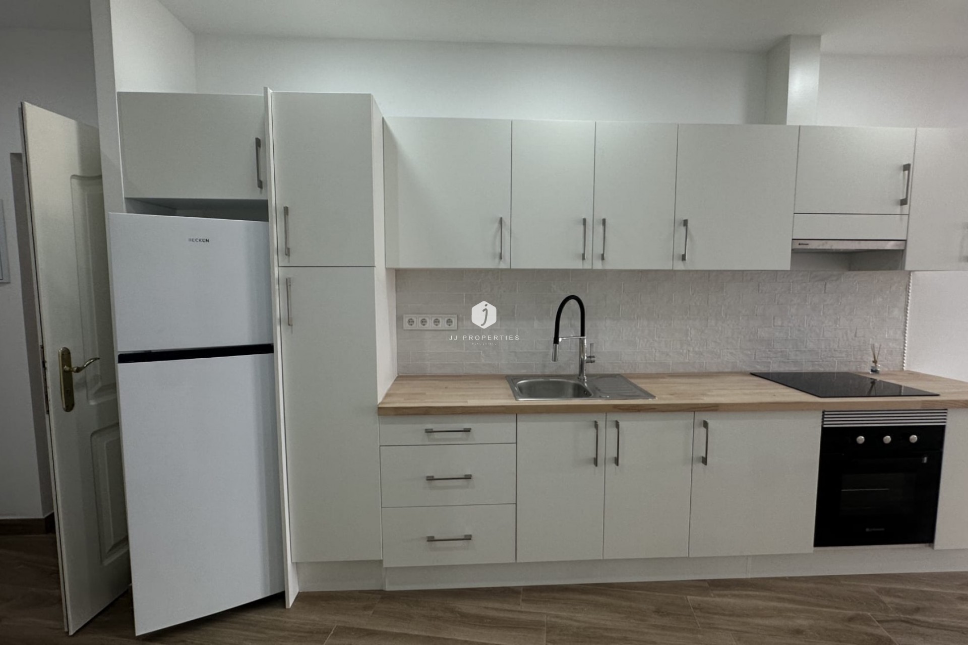 Z drugiej ręki - Mieszkanie w bloku -
Torrevieja - Costa Blanca