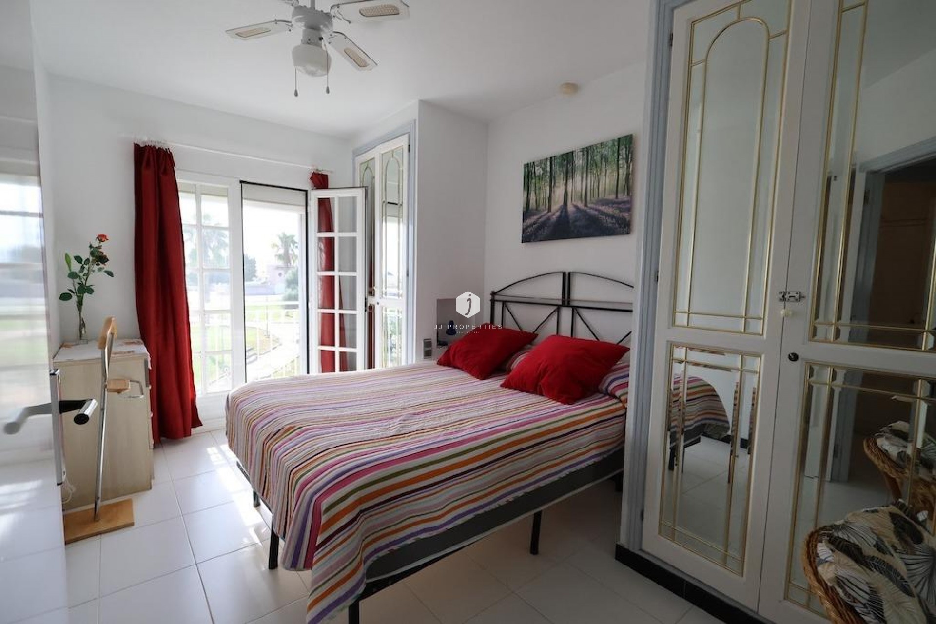 Z drugiej ręki - Mieszkanie w bloku -
Torrevieja - Costa Blanca