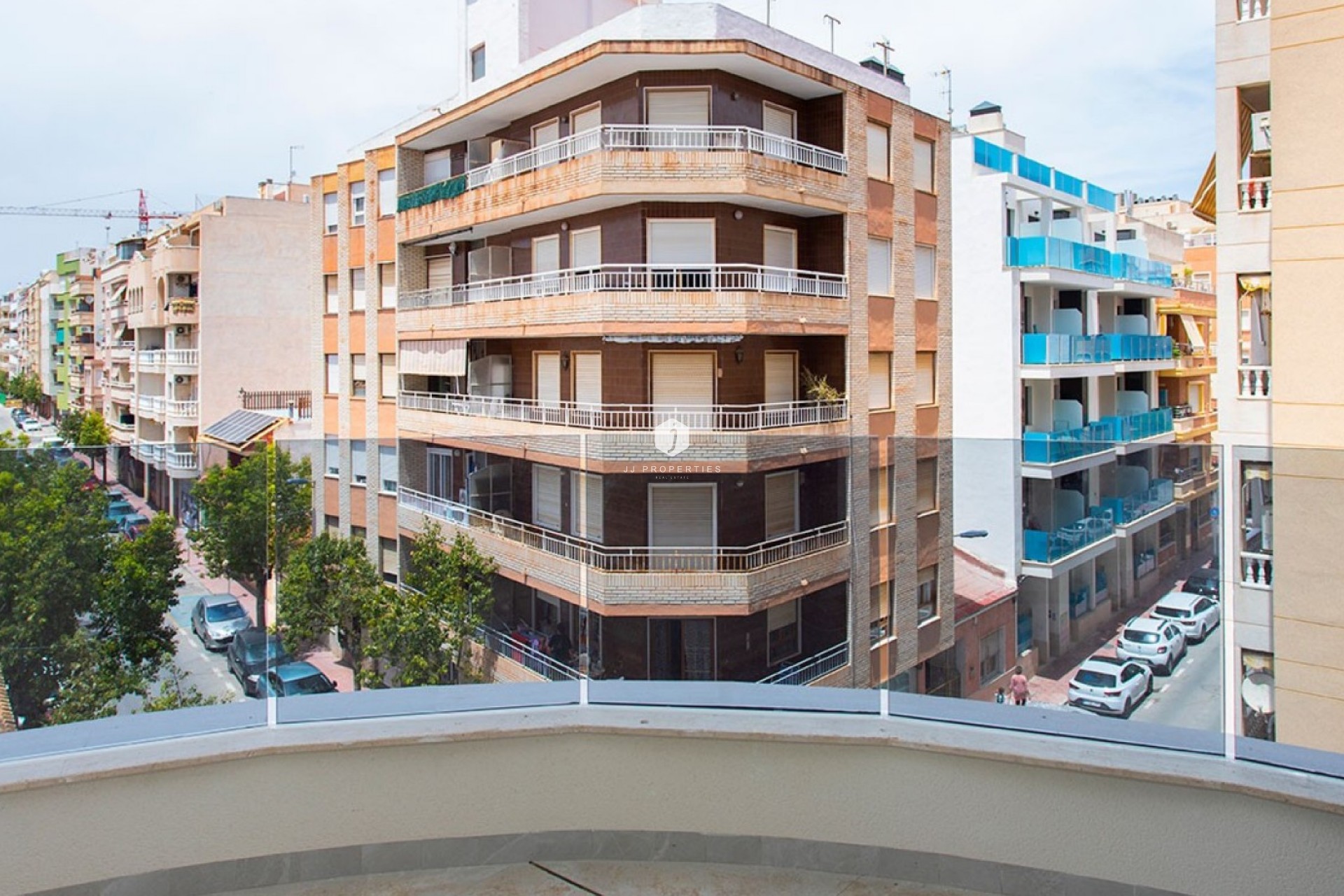 Z drugiej ręki - Mieszkanie w bloku -
Torrevieja - Costa Blanca