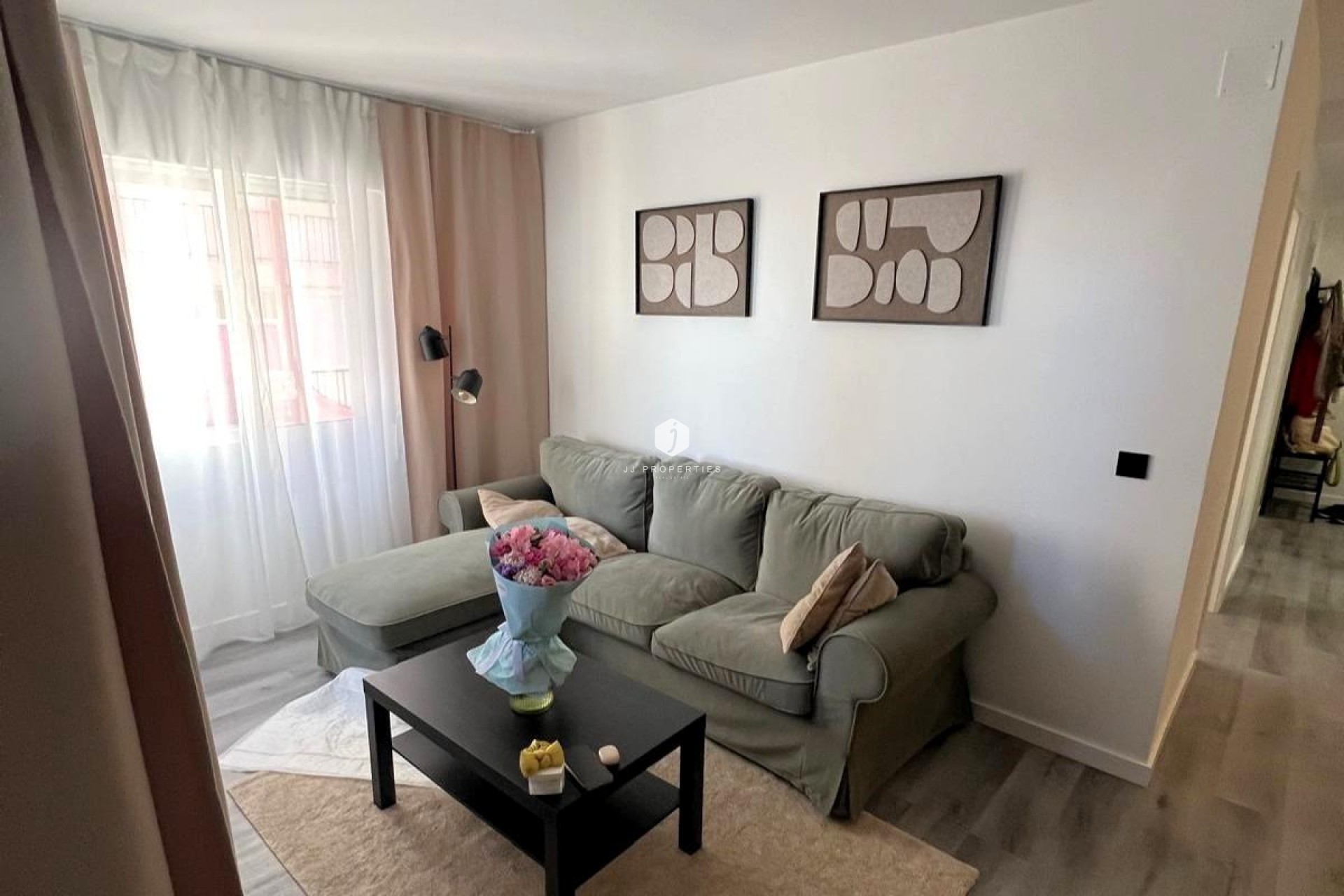 Z drugiej ręki - Mieszkanie w bloku -
Torrevieja - Curva Del Palangre