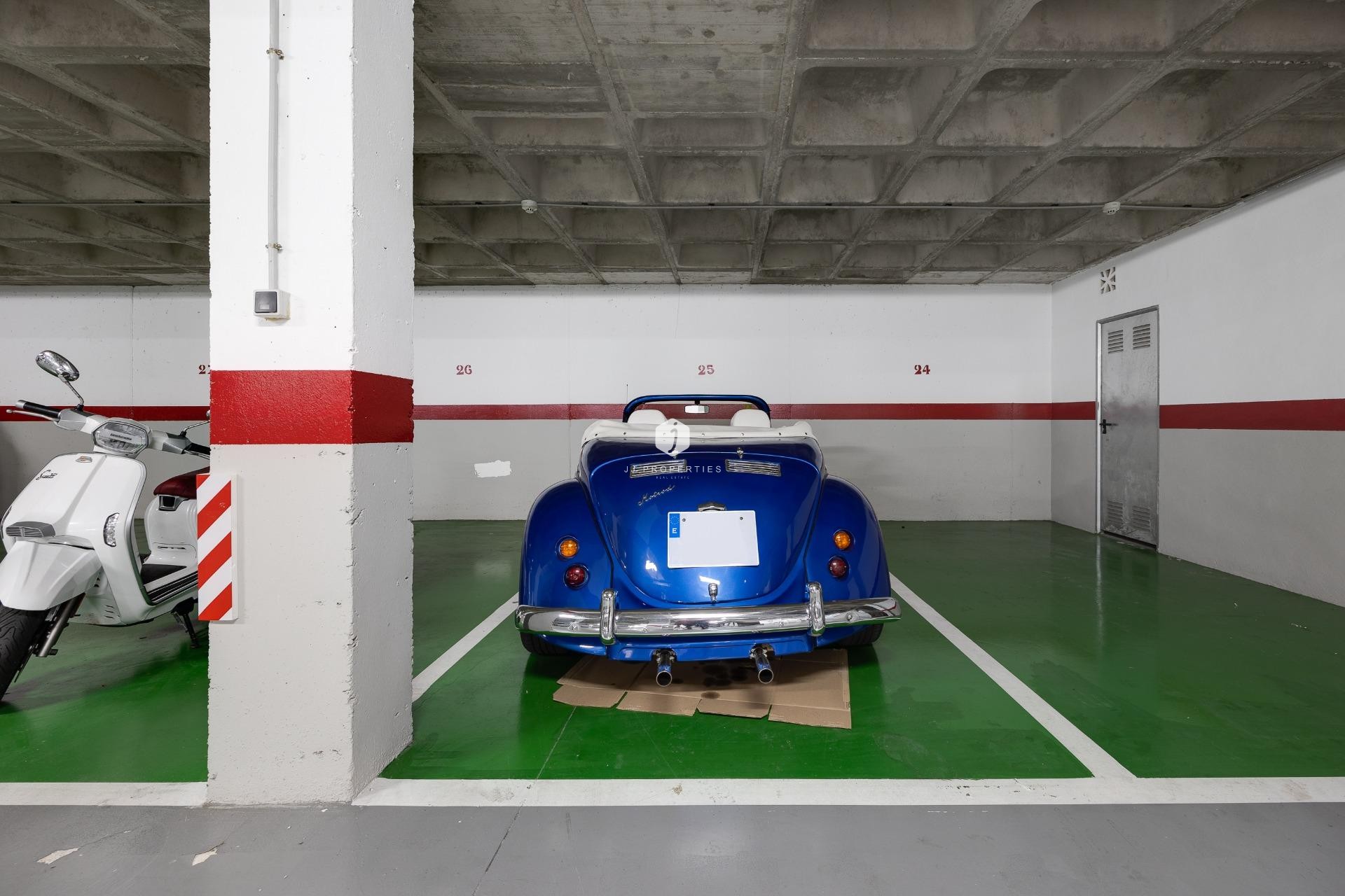 Z drugiej ręki - Mieszkanie w bloku -
Torrevieja - Estacion de autobuses